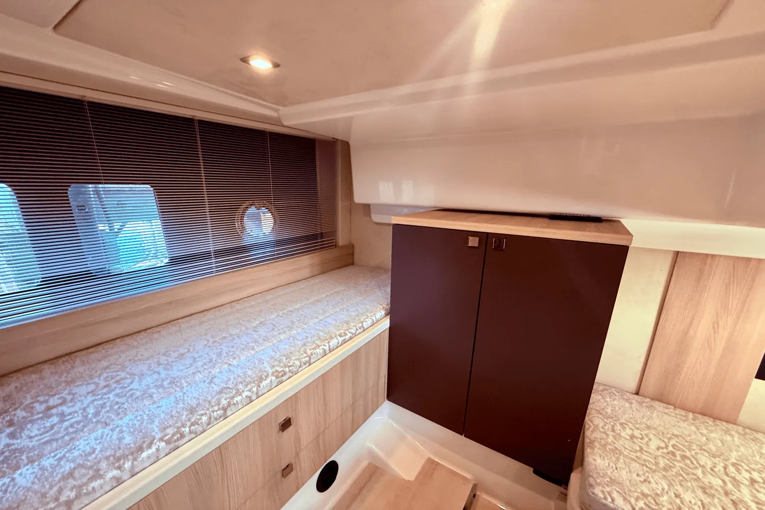 2016 Cranchi M44 HT Image Thumbnail #53