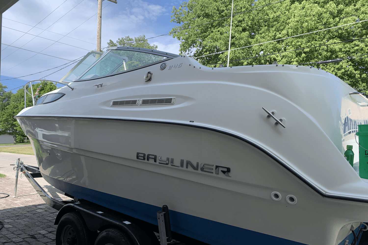 2010 Bayliner 245 CRUISER Image Thumbnail #8