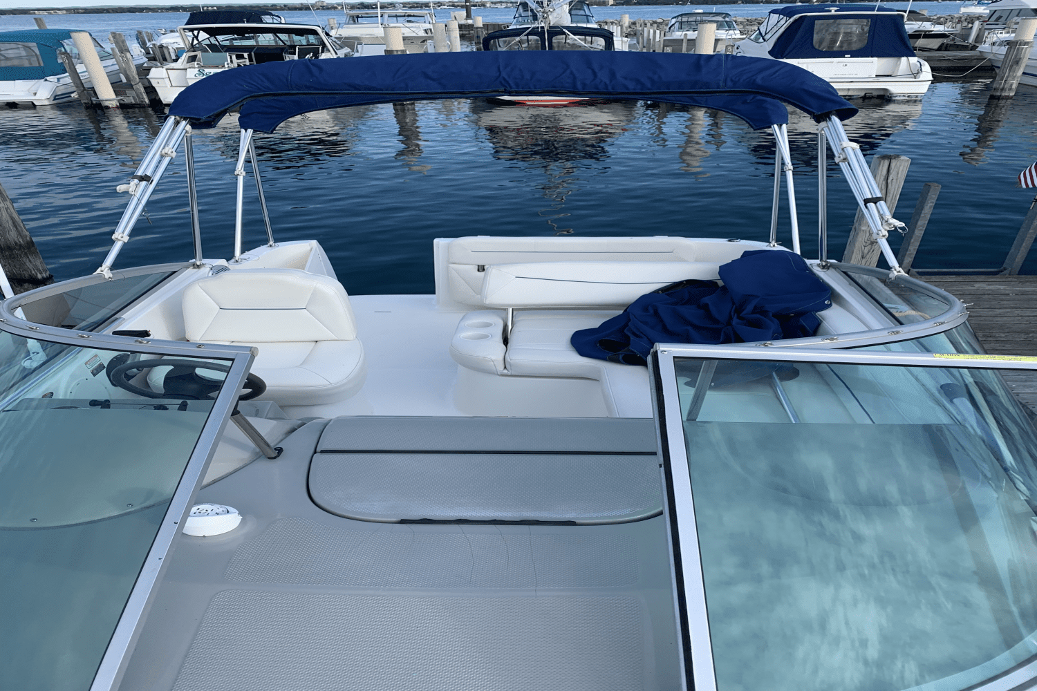2010 Bayliner 245 CRUISER Image Thumbnail #7