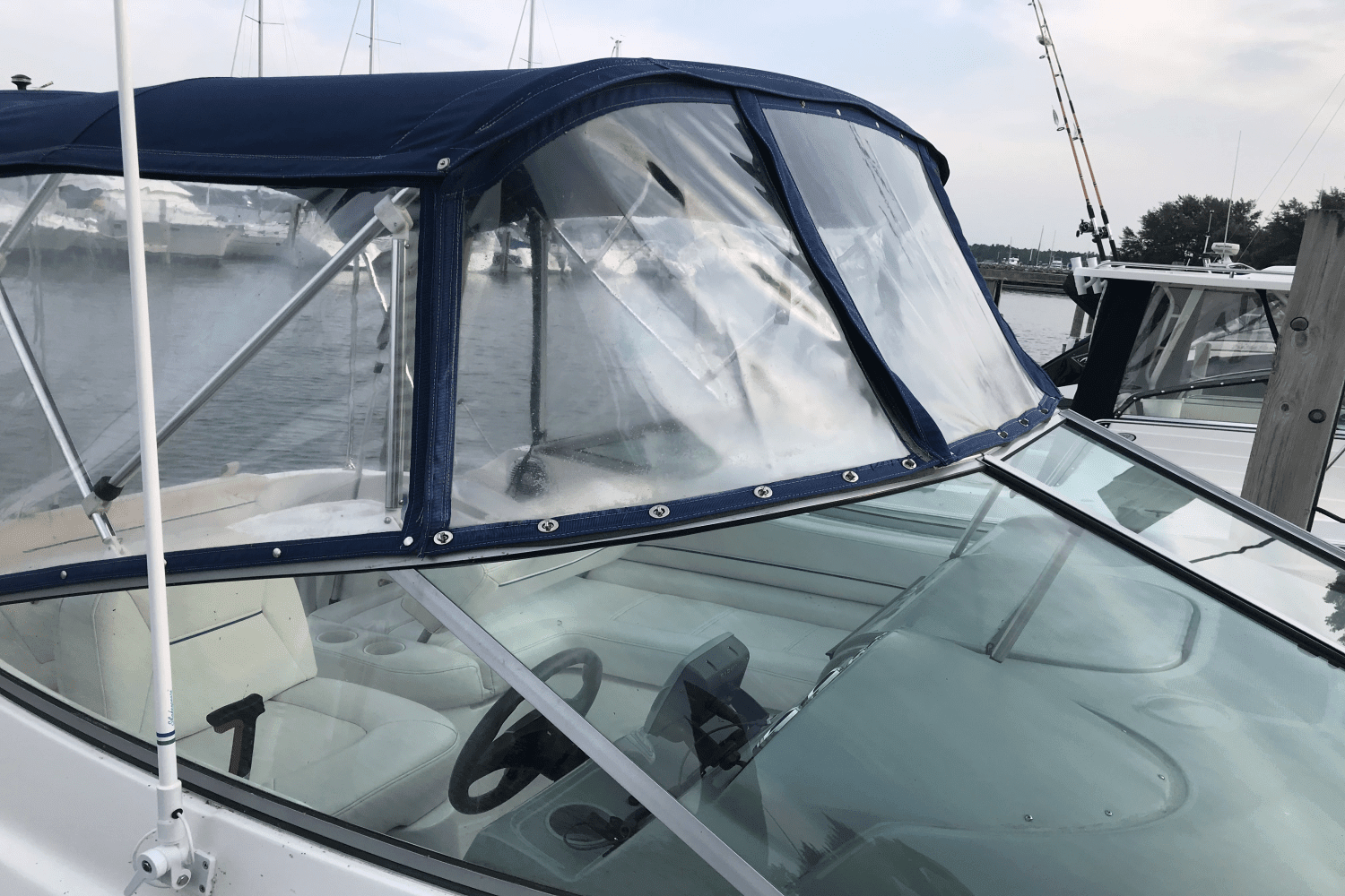 2010 Bayliner 245 CRUISER Image Thumbnail #9