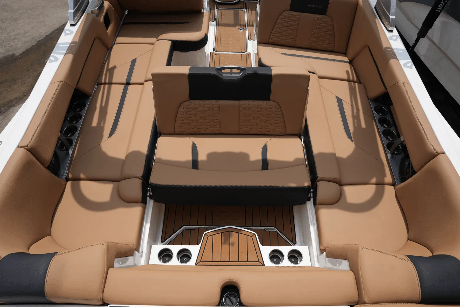 2021 Mastercraft X26 Image Thumbnail #7