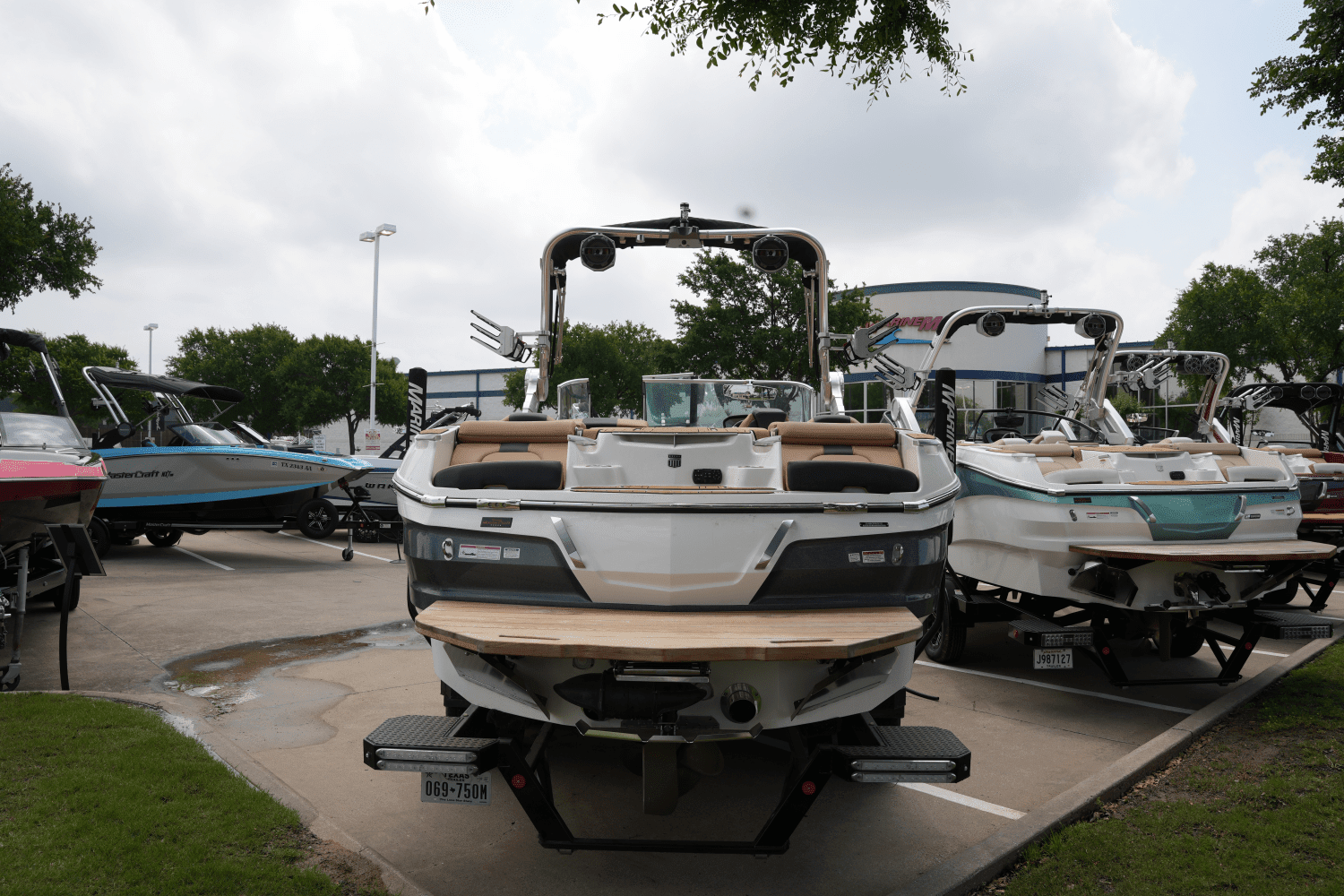 2021 Mastercraft X26 Image Thumbnail #2