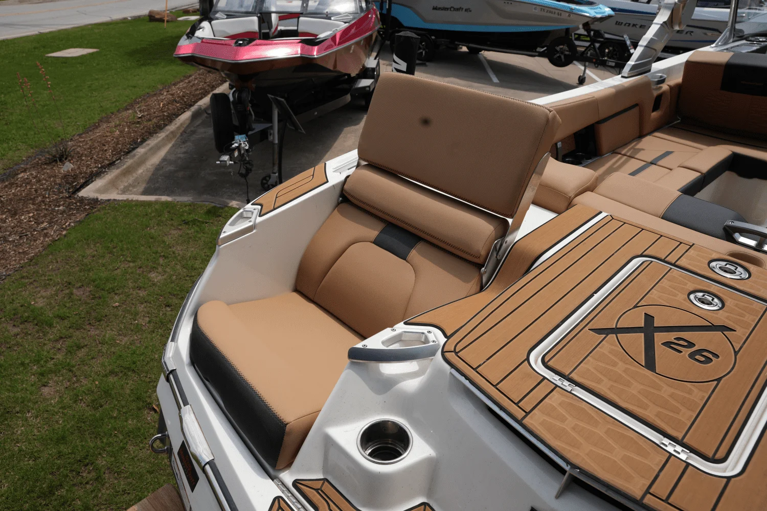2021 Mastercraft X26 Image Thumbnail #4