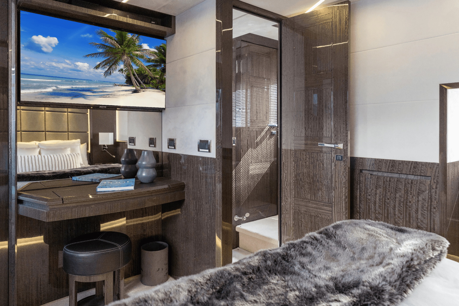 2022 Galeon 640 FLY Image Thumbnail #46