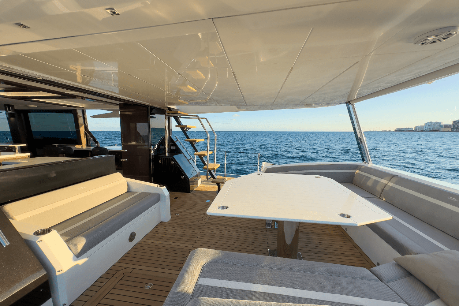 2022 Galeon 640 FLY Image Thumbnail #18