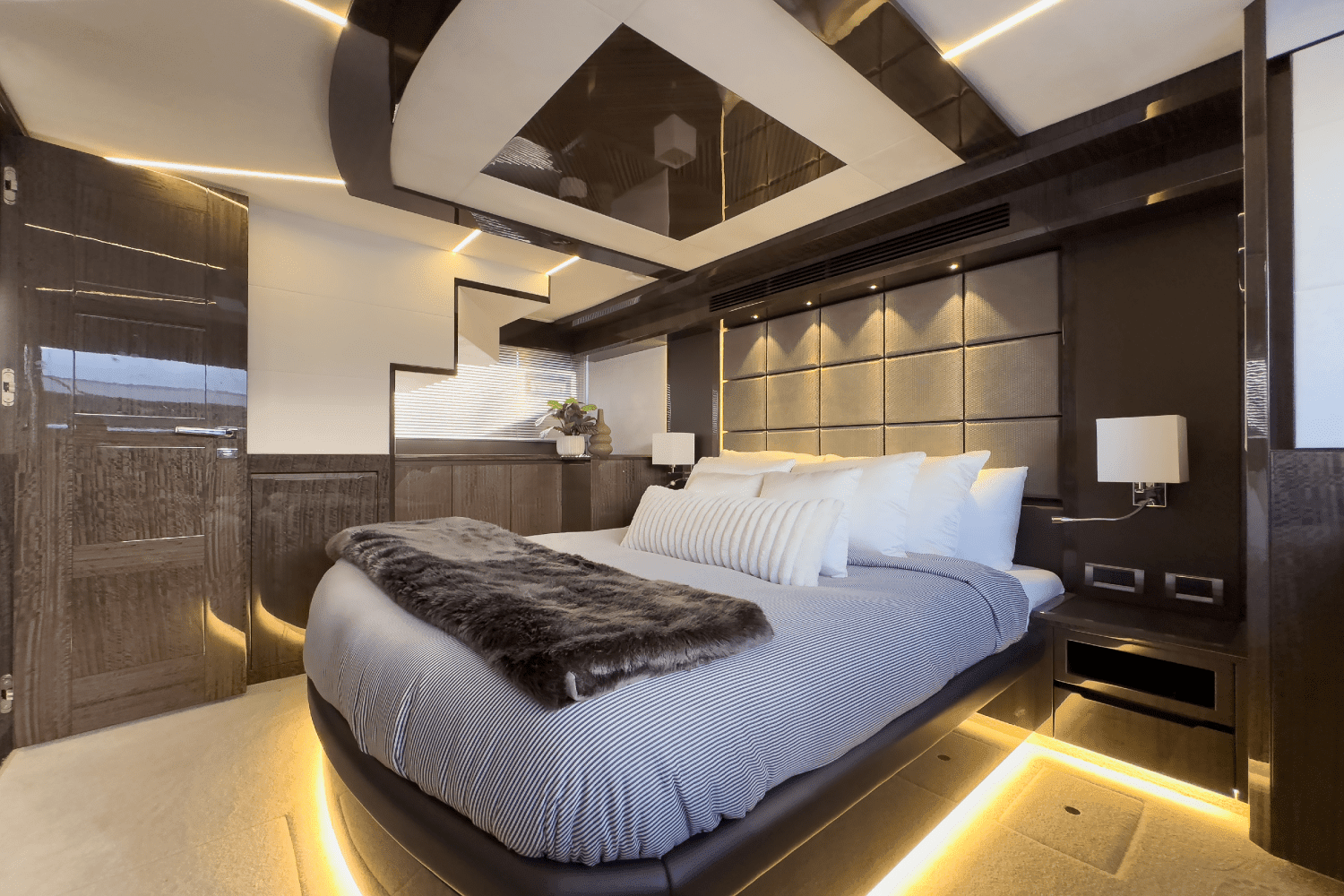 2022 Galeon 640 FLY Image Thumbnail #48
