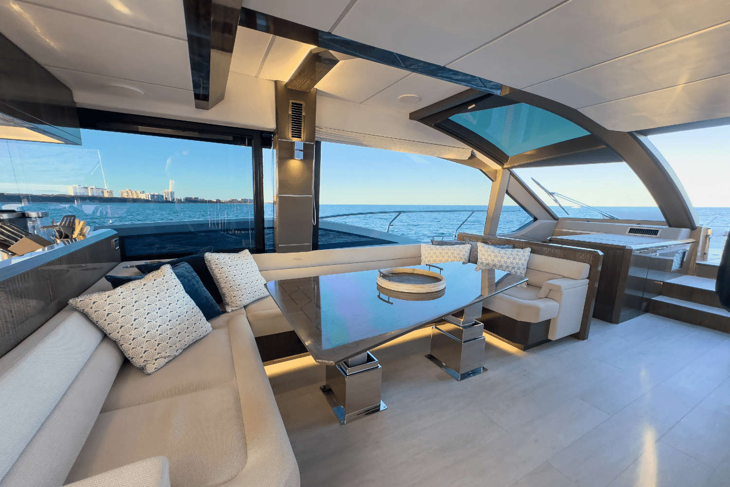 2022 Galeon 640 FLY Image Thumbnail #35