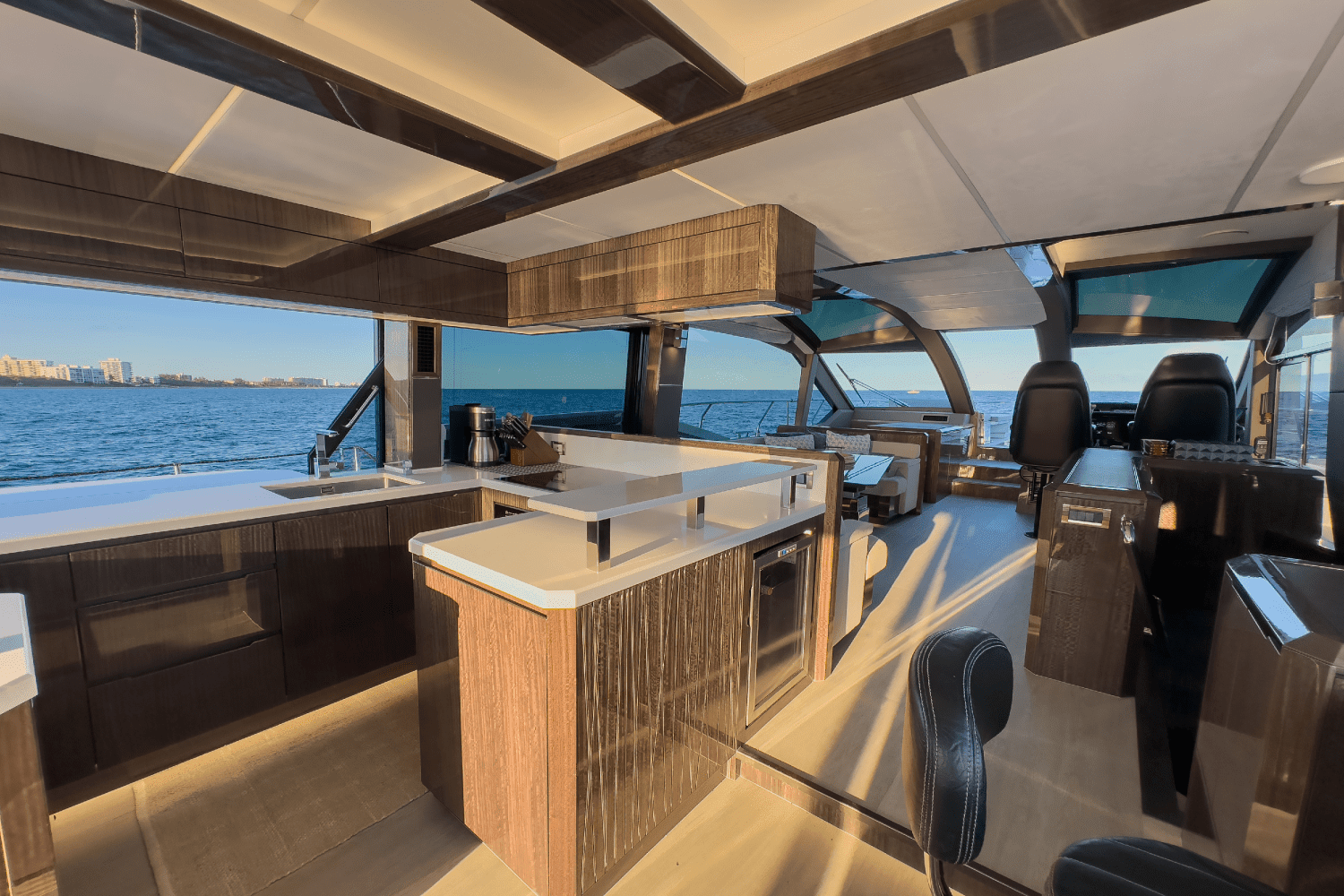 2022 Galeon 640 FLY Image Thumbnail #33