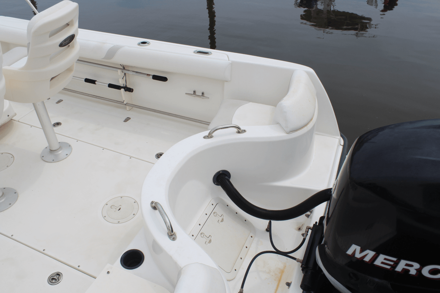 2007 Boston Whaler 210 OUTRAGE Image Thumbnail #18
