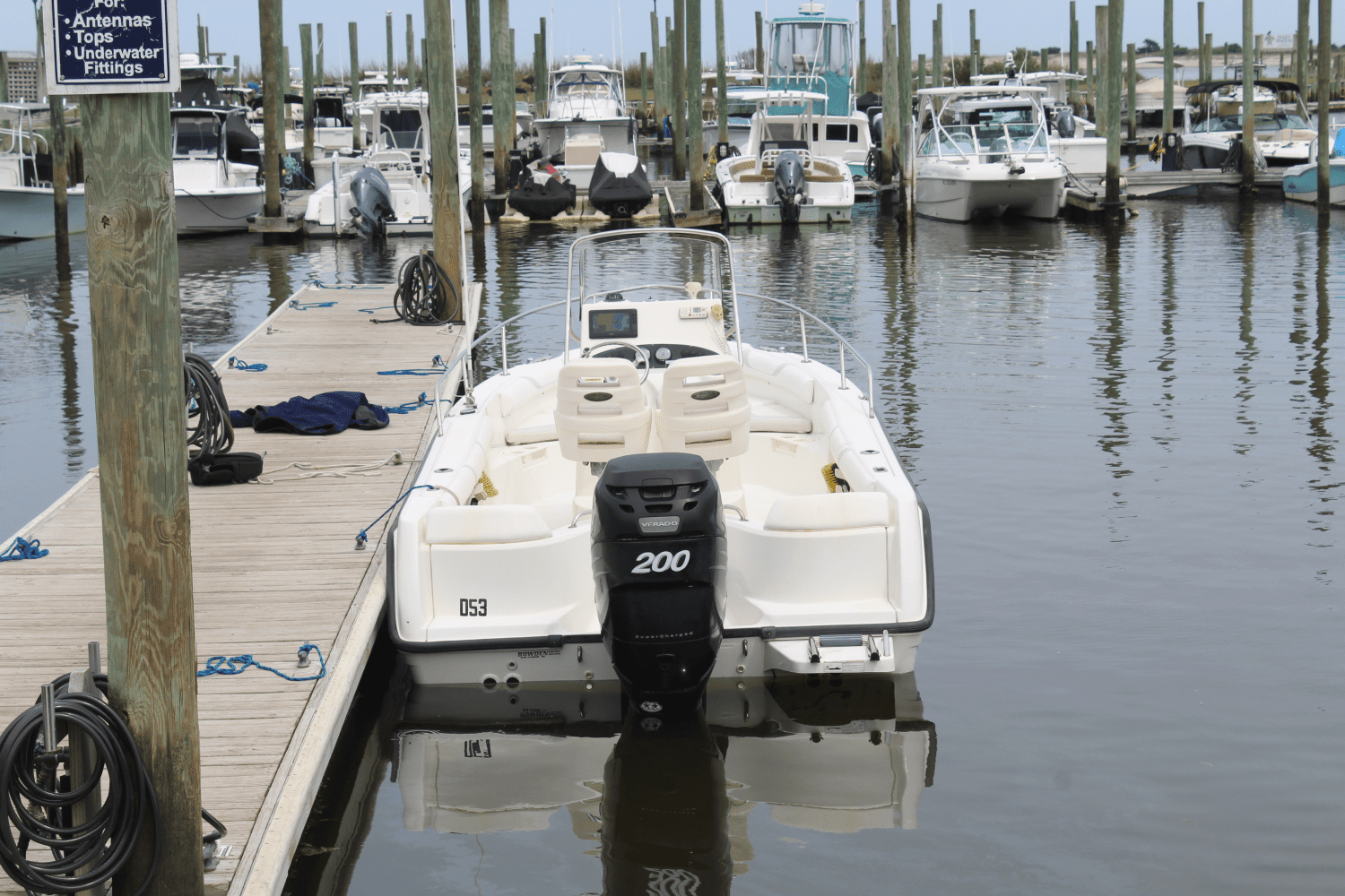 2007 Boston Whaler 210 OUTRAGE Image Thumbnail #5