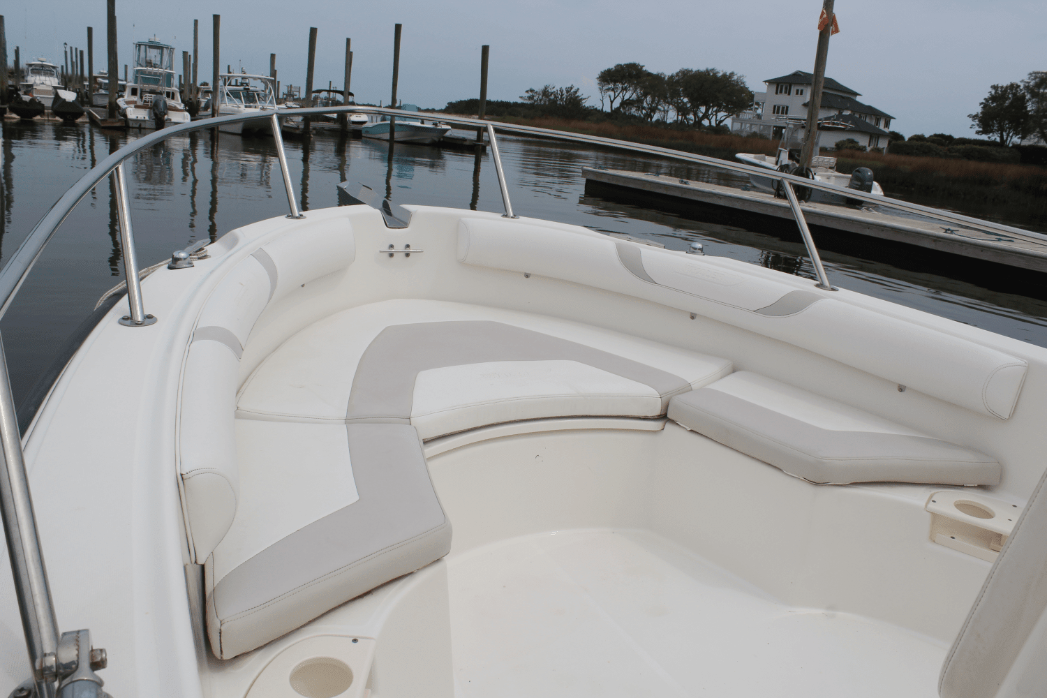 2007 Boston Whaler 210 OUTRAGE Image Thumbnail #12