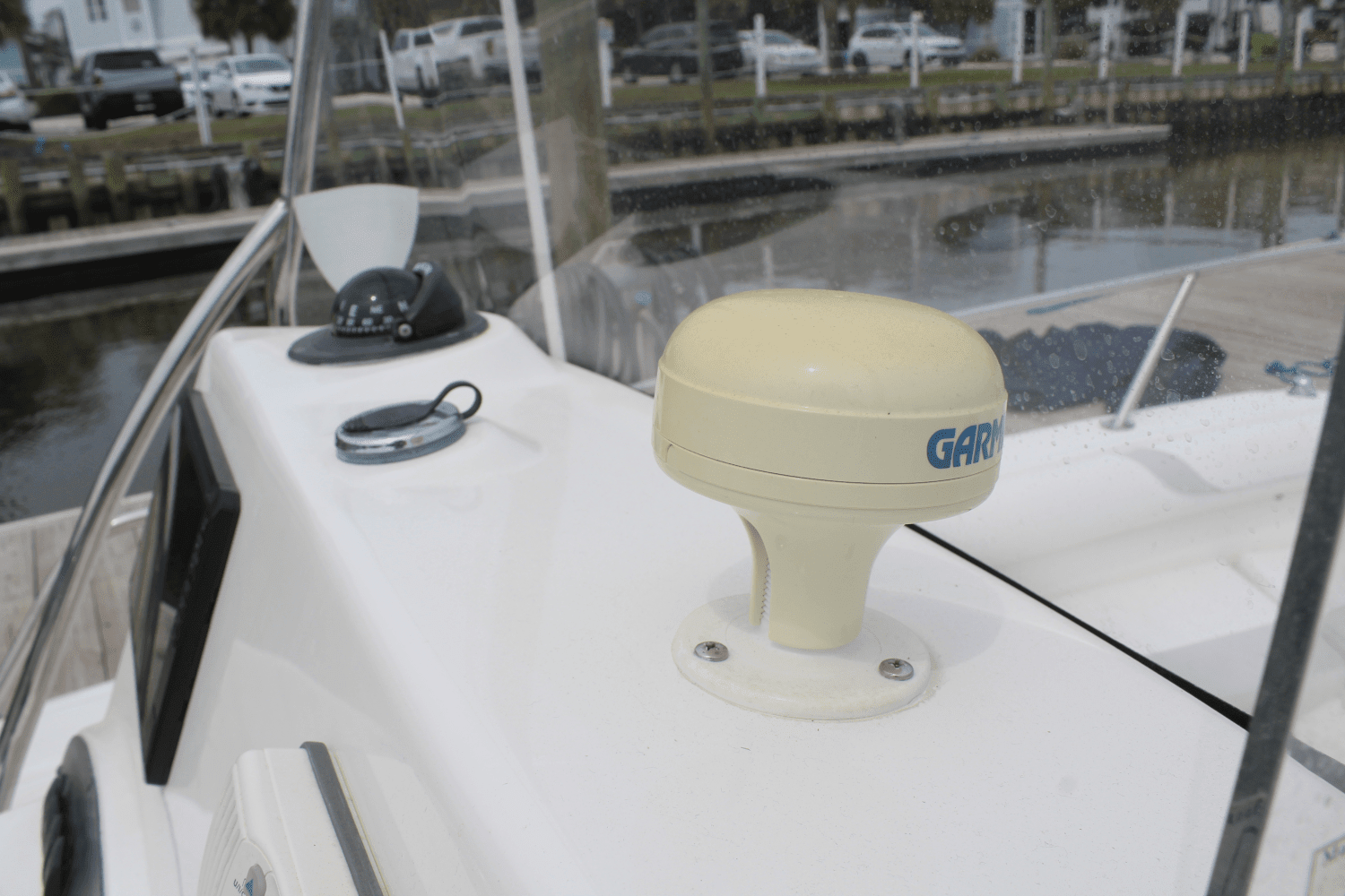 2007 Boston Whaler 210 OUTRAGE Image Thumbnail #11