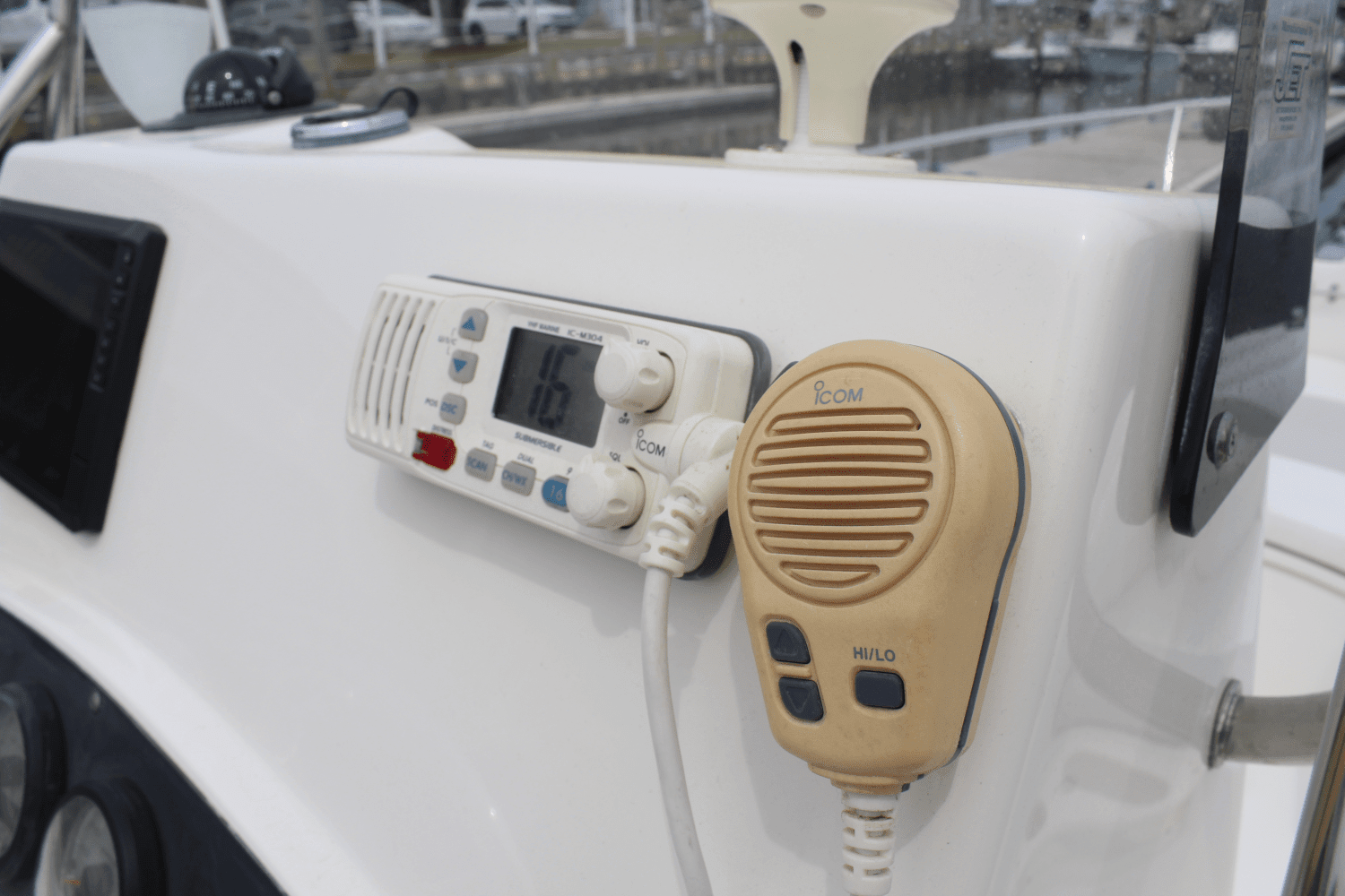 2007 Boston Whaler 210 OUTRAGE Image Thumbnail #24