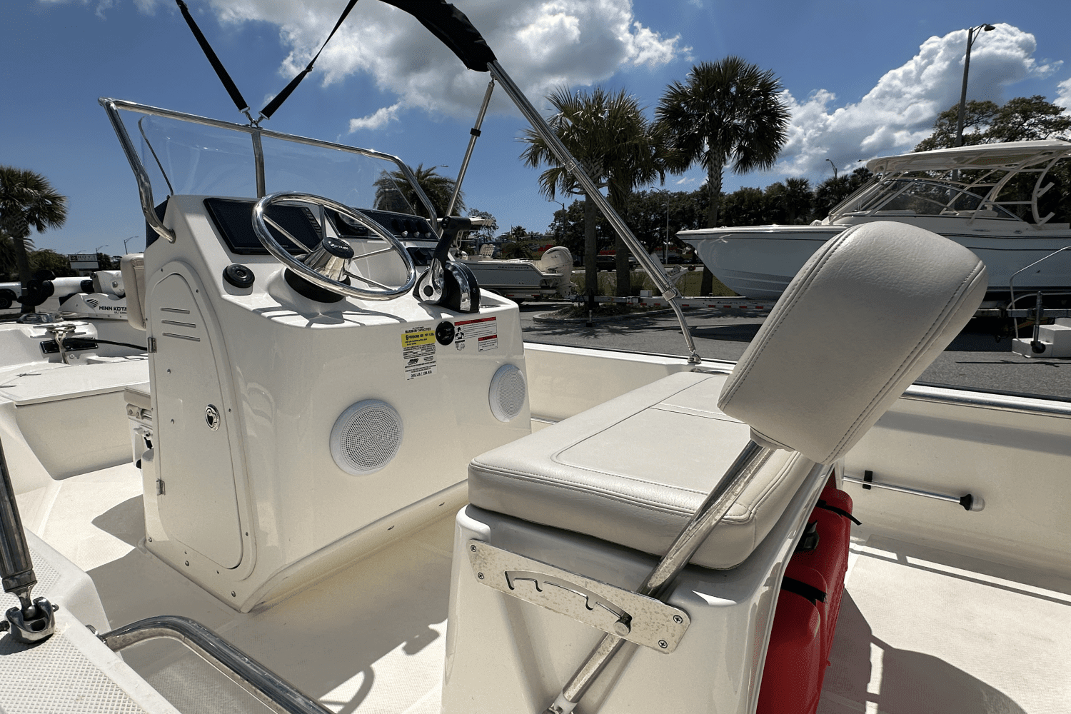 2022 Boston Whaler 15 MONTAUK Image Thumbnail #7