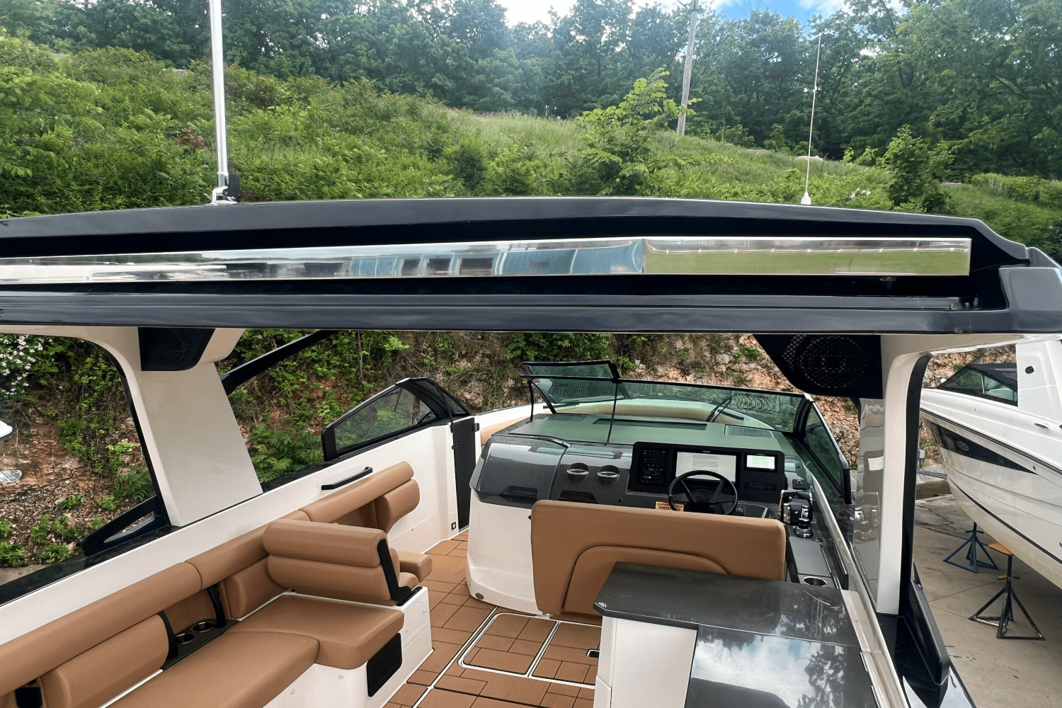 2022 Aviara AV36 Outboard Image Thumbnail #16