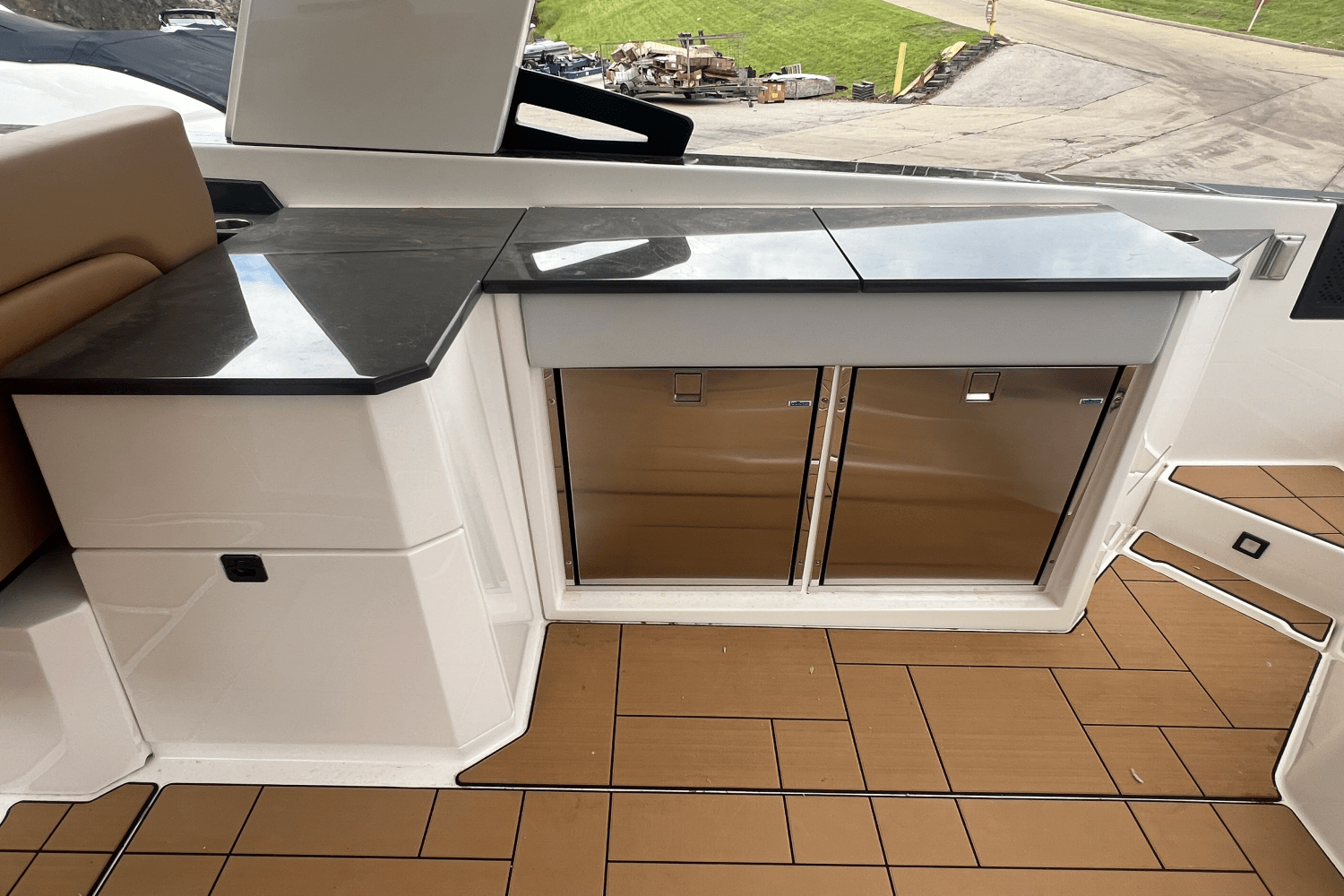 2022 Aviara AV36 Outboard Image Thumbnail #9