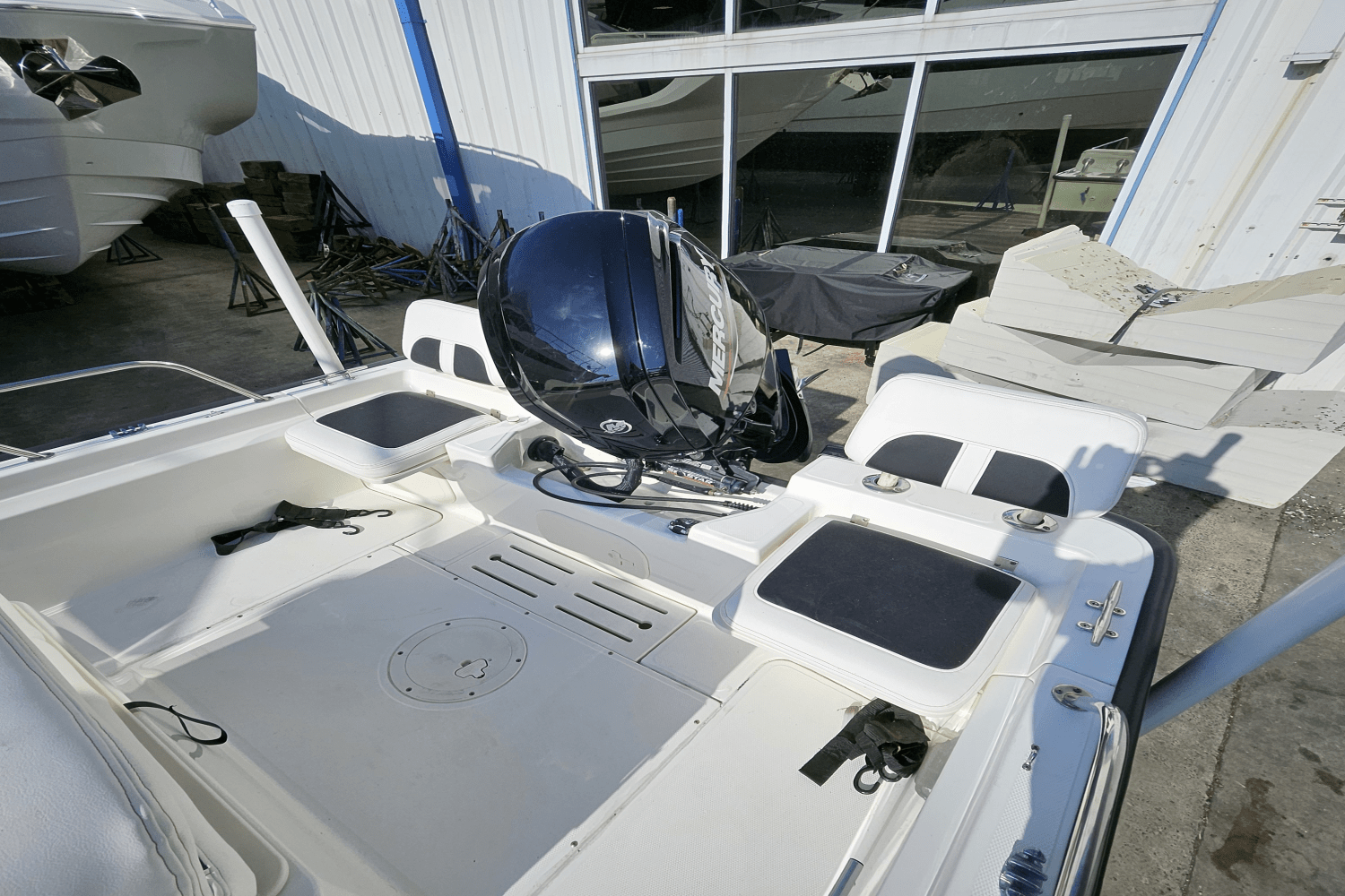 2021 Boston Whaler 17 MONTAUK Image Thumbnail #4