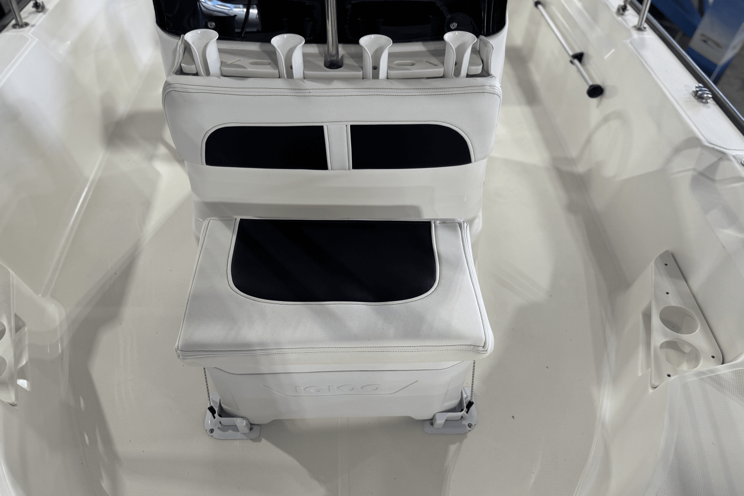 2021 Boston Whaler 17 MONTAUK Image Thumbnail #9