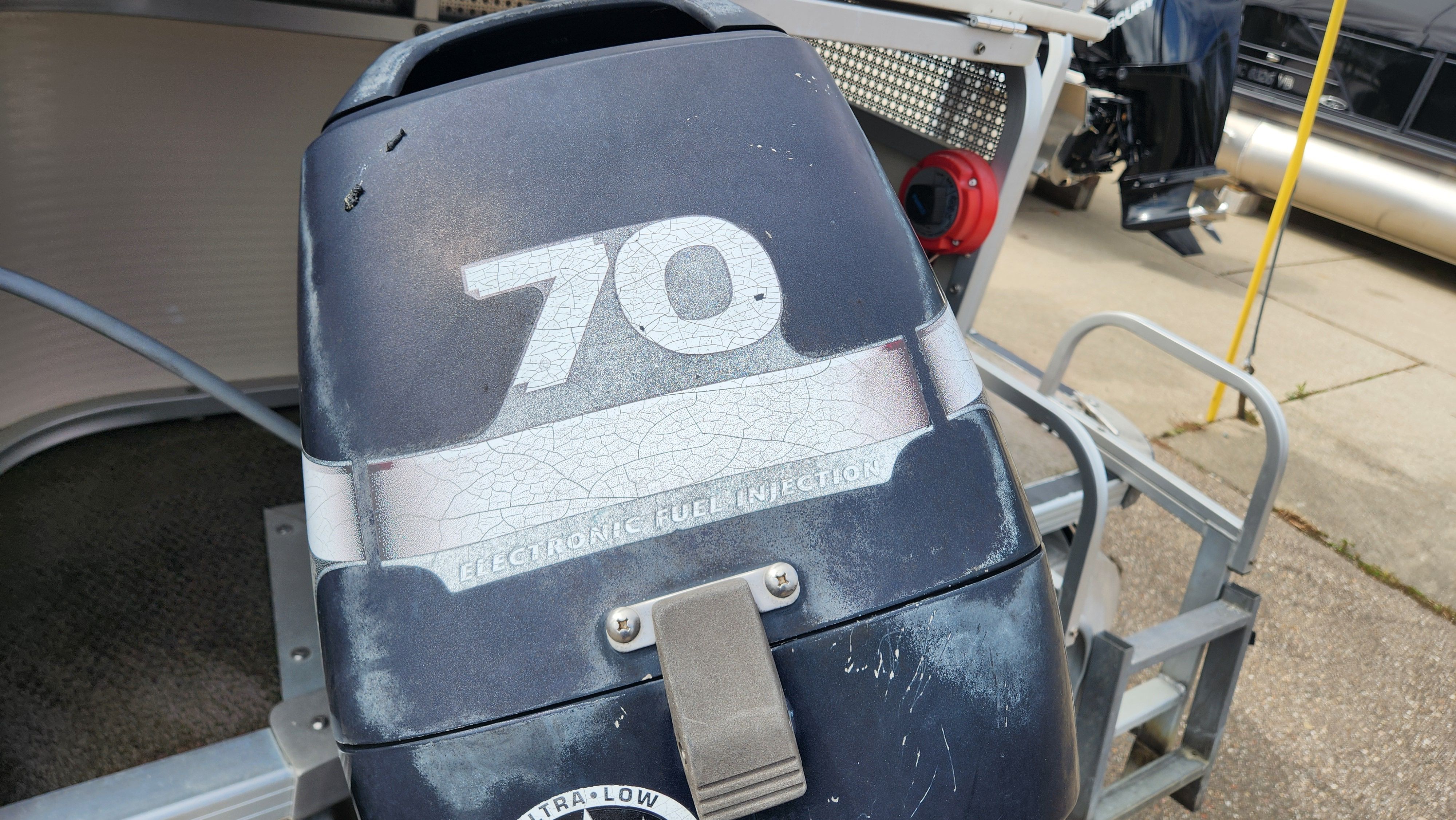 2000 Sylvan 822 COMMODORE Image Thumbnail #5