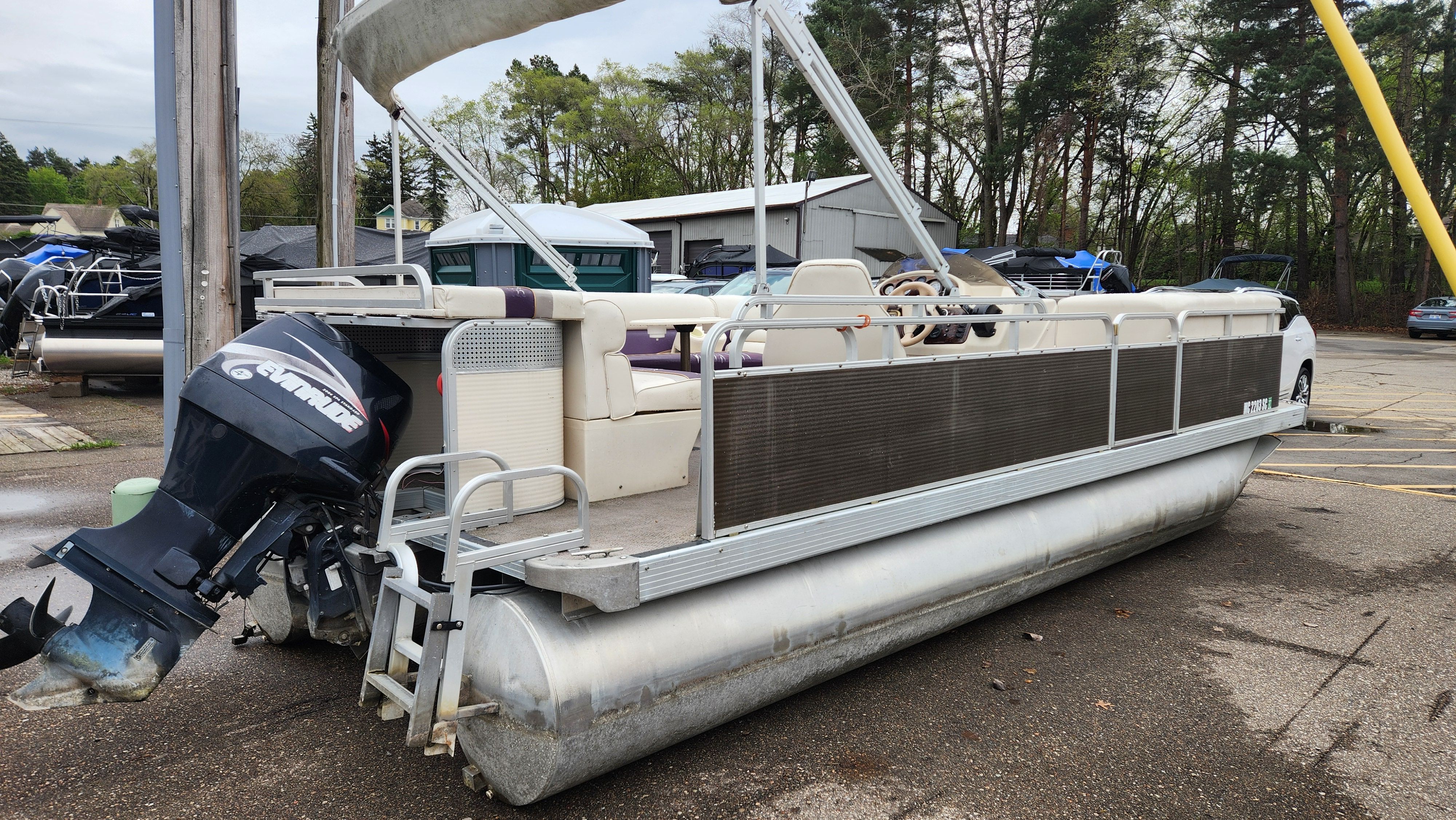 2000 Sylvan 822 COMMODORE Image Thumbnail #15