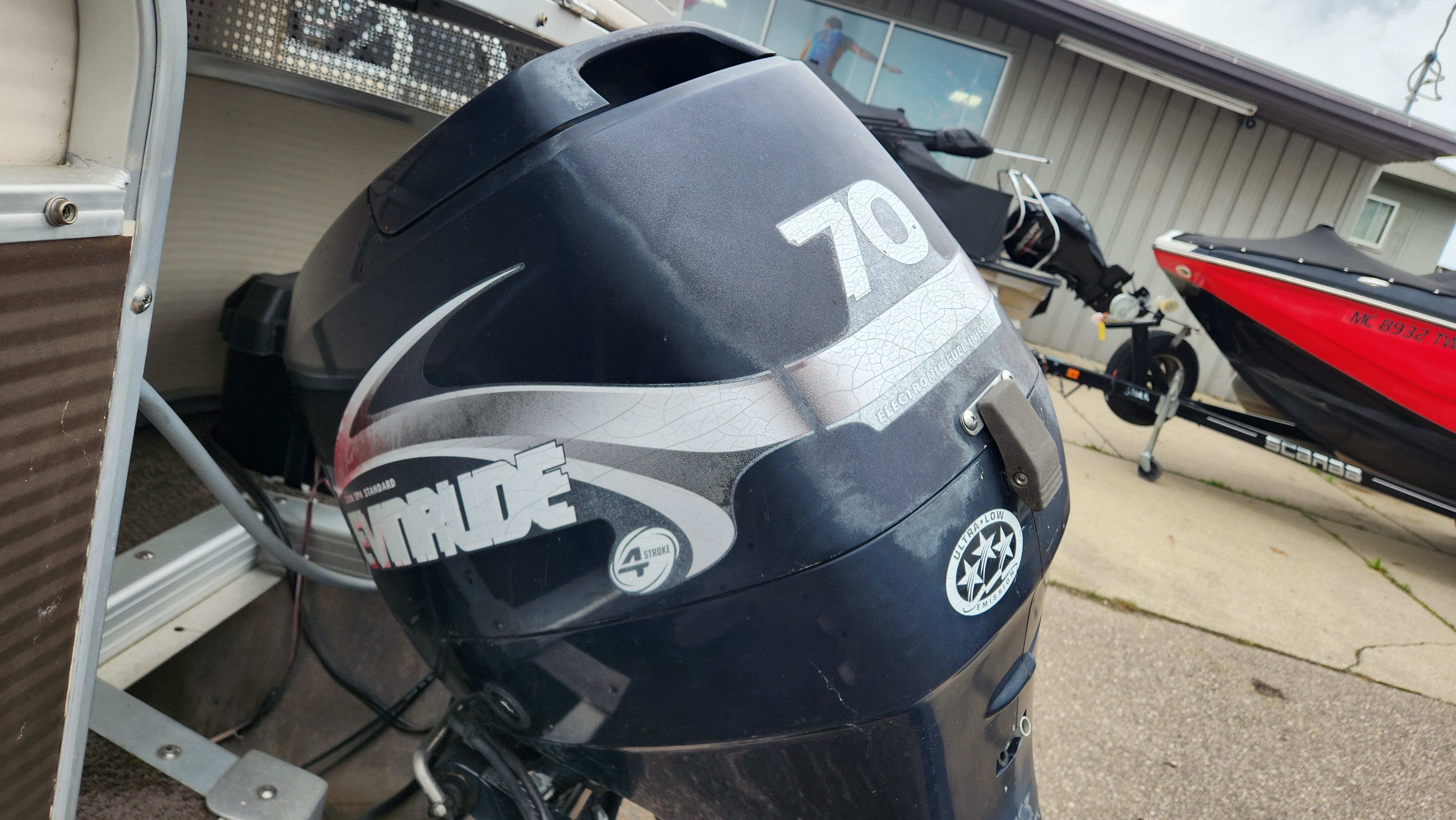 2000 Sylvan 822 COMMODORE Image Thumbnail #13