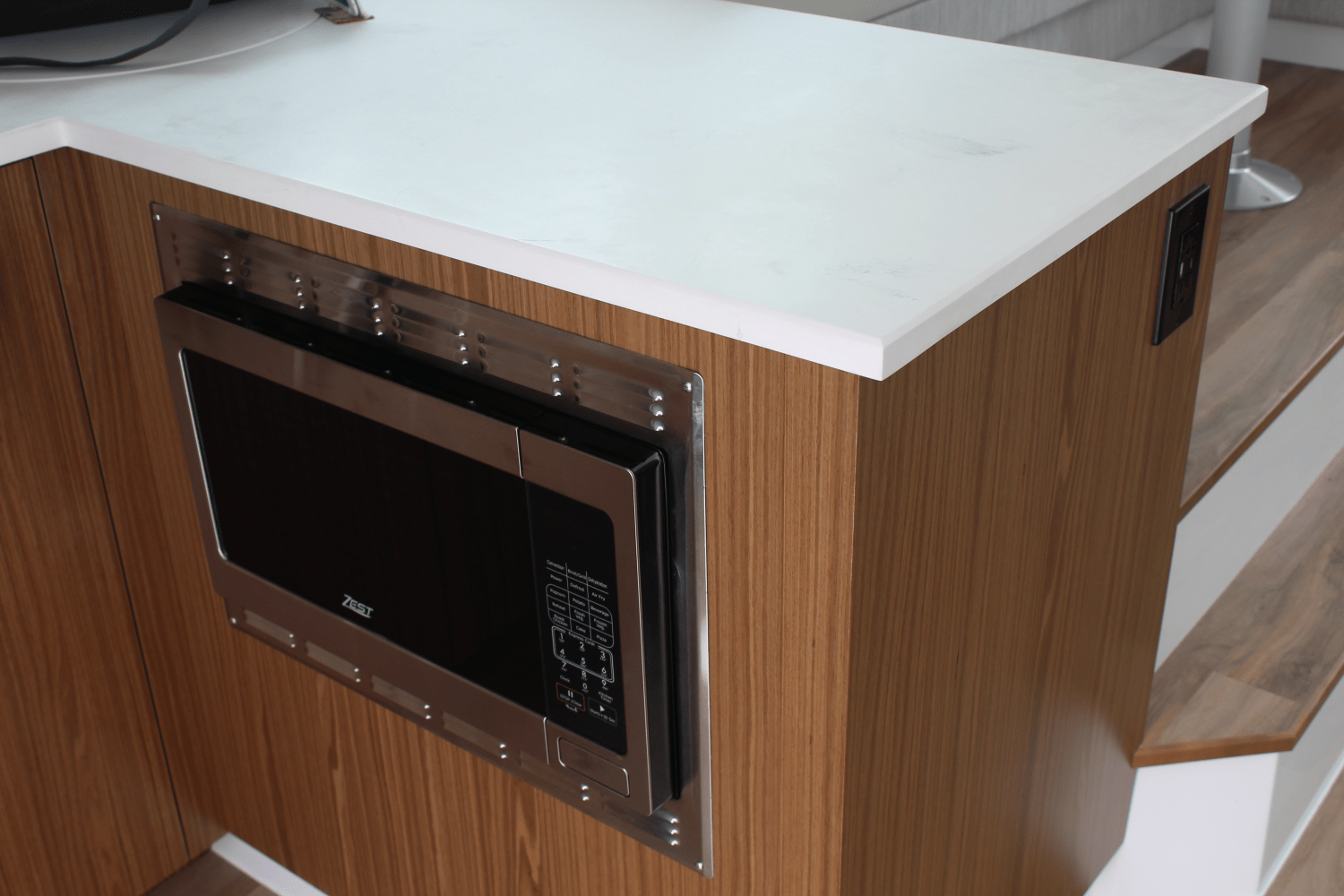 2025 Cruisers Yachts 46 Cantius Image Thumbnail #11