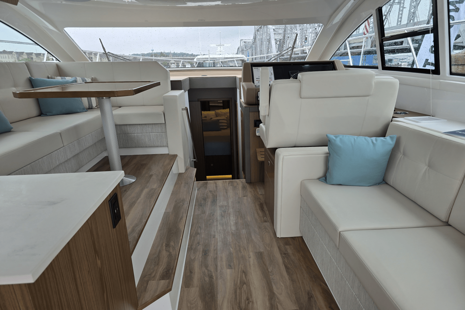 2025 Cruisers Yachts 46 Cantius Image Thumbnail #15