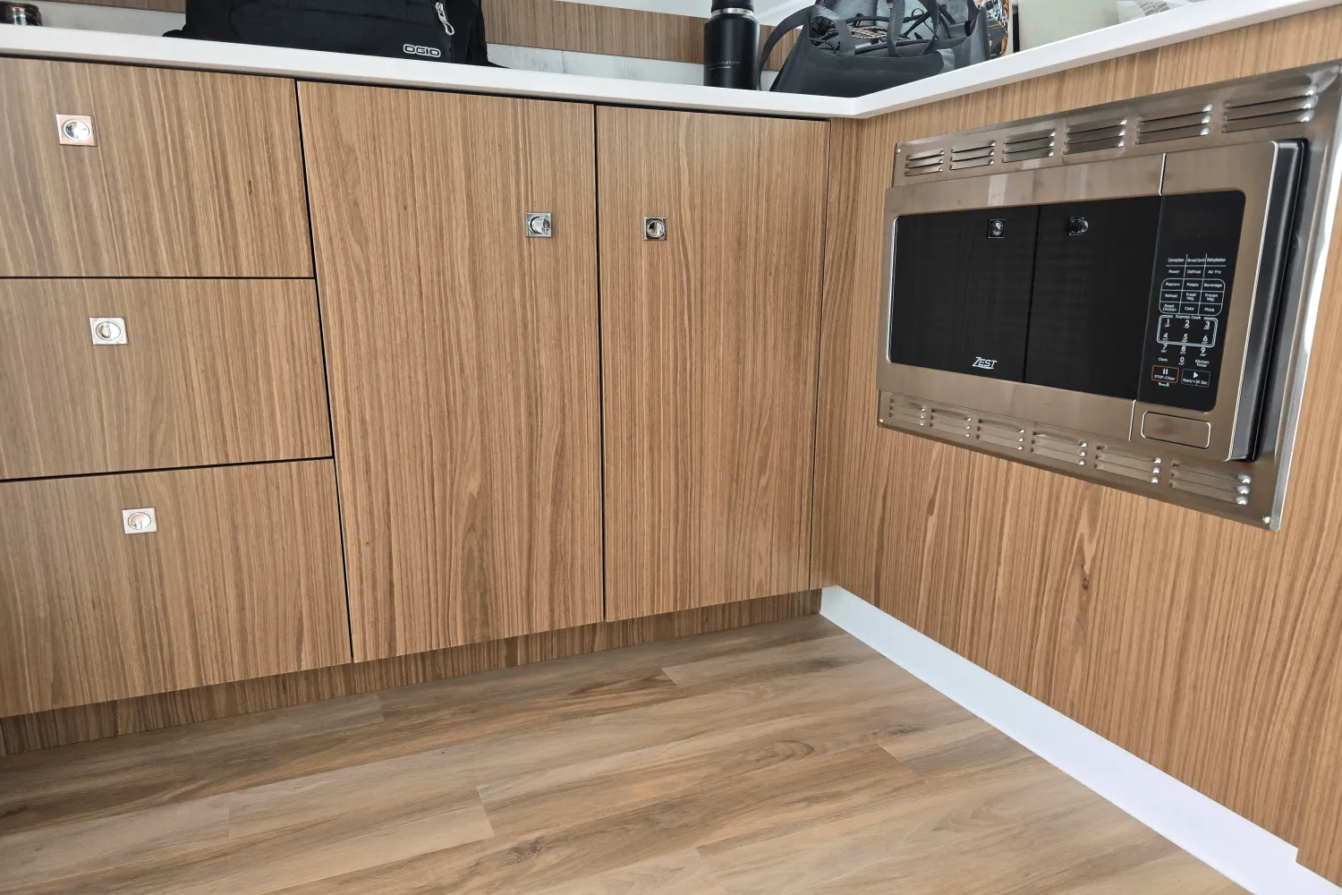2025 Cruisers Yachts 46 Cantius Image Thumbnail #10