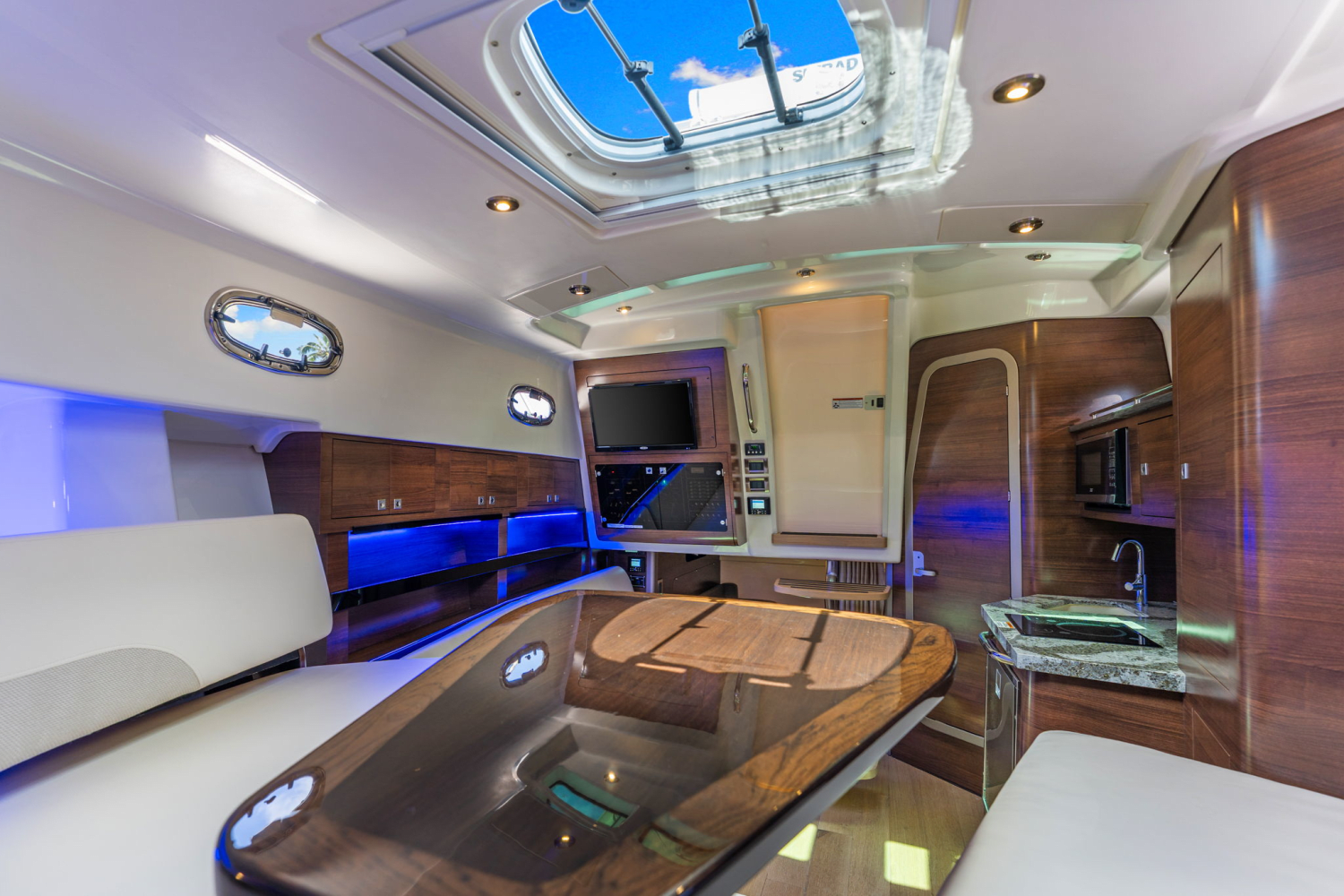 2023 Boston Whaler 345 CONQUEST Image Thumbnail #47