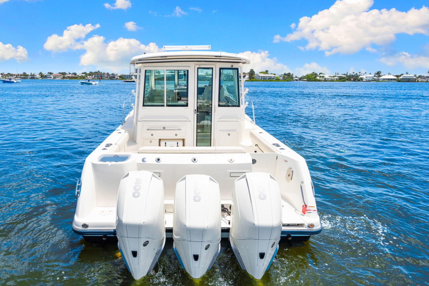 2023 Boston Whaler 345 CONQUEST Image Thumbnail #11