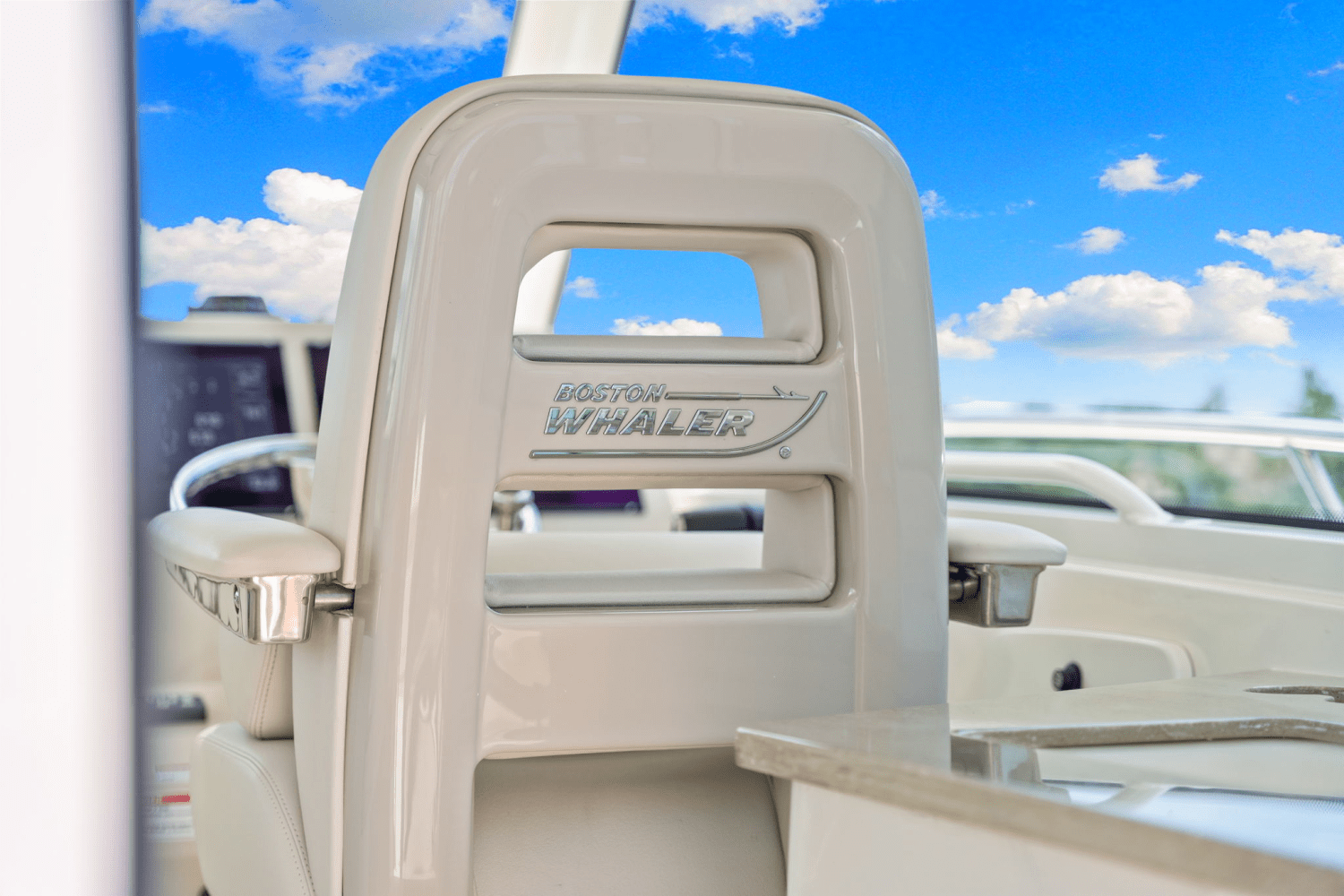2023 Boston Whaler 345 CONQUEST Image Thumbnail #31