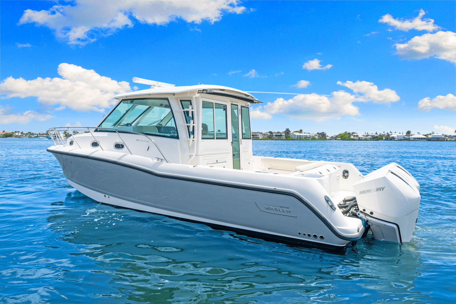2023 Boston Whaler 345 CONQUEST Image Thumbnail #2