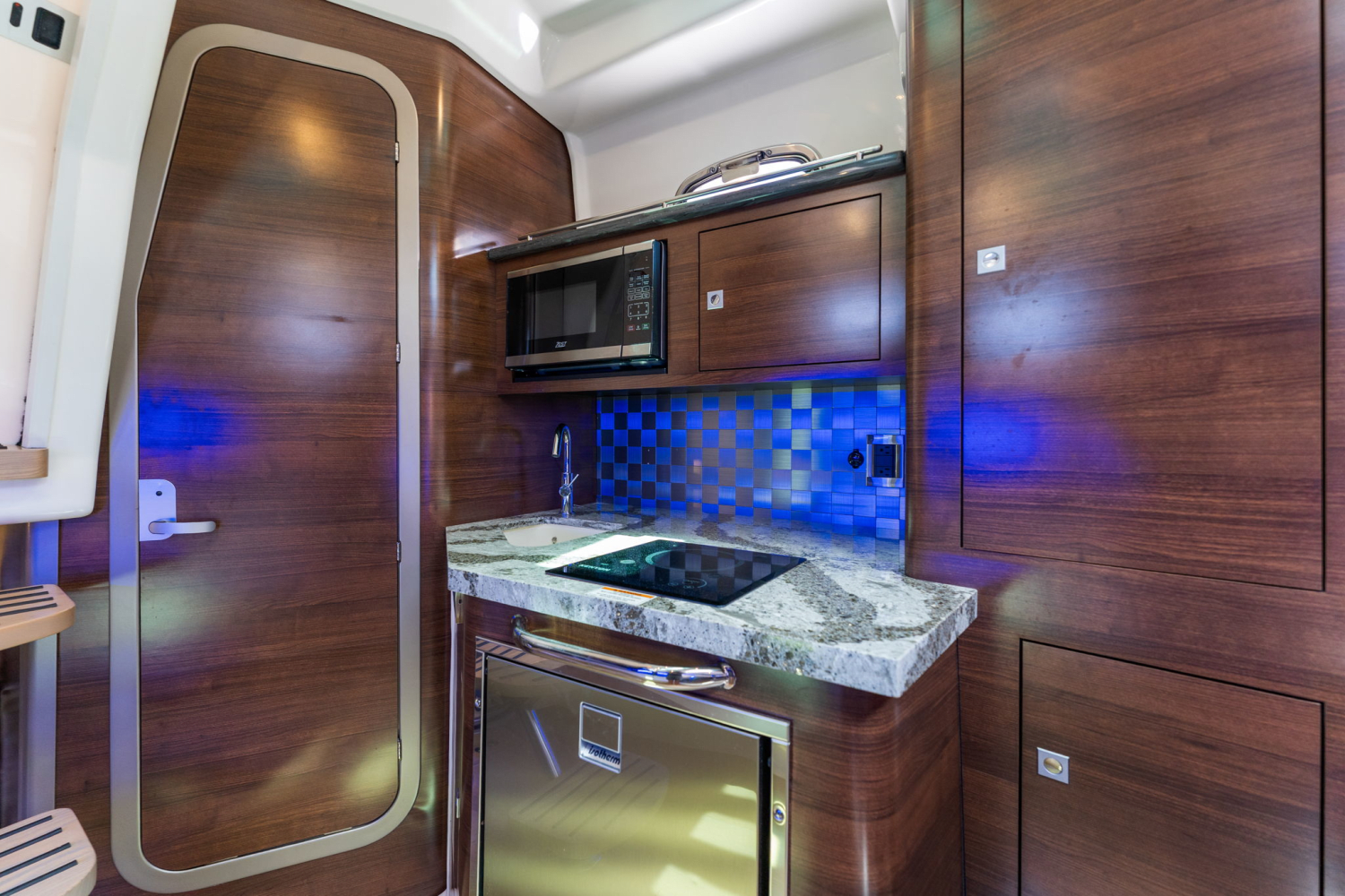 2023 Boston Whaler 345 CONQUEST Image Thumbnail #52