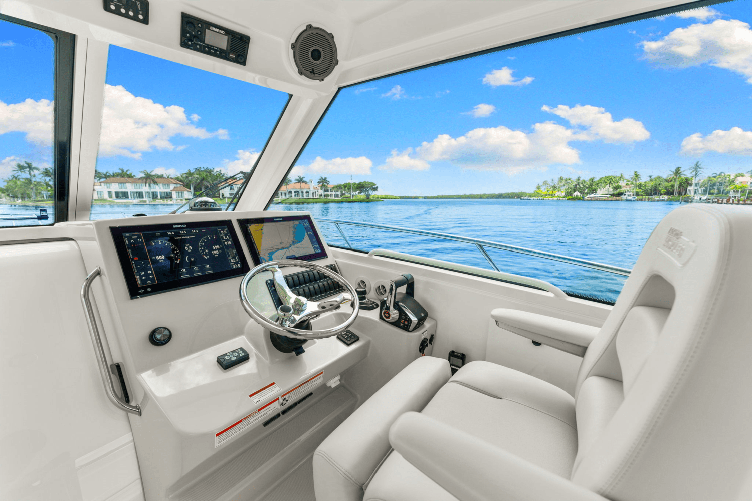 2023 Boston Whaler 345 CONQUEST Image Thumbnail #20