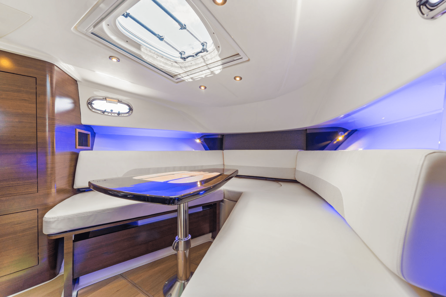 2023 Boston Whaler 345 CONQUEST Image Thumbnail #49
