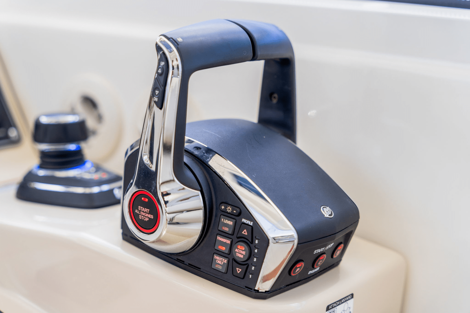 2023 Boston Whaler 345 CONQUEST Image Thumbnail #24