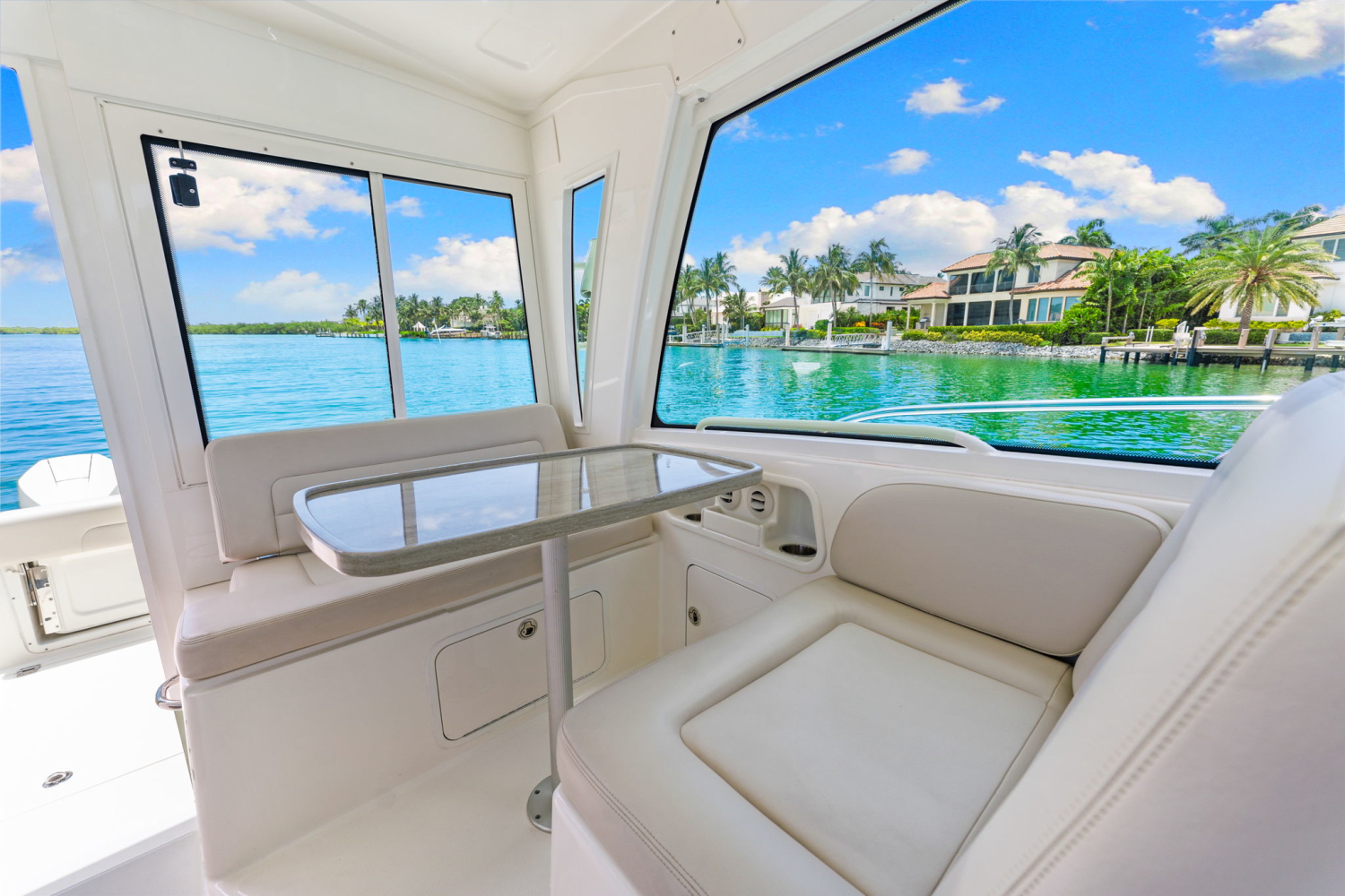 2023 Boston Whaler 345 CONQUEST Image Thumbnail #29