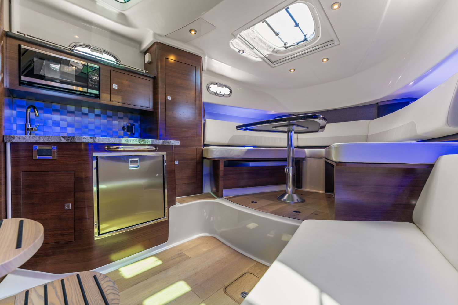 2023 Boston Whaler 345 CONQUEST Image Thumbnail #46