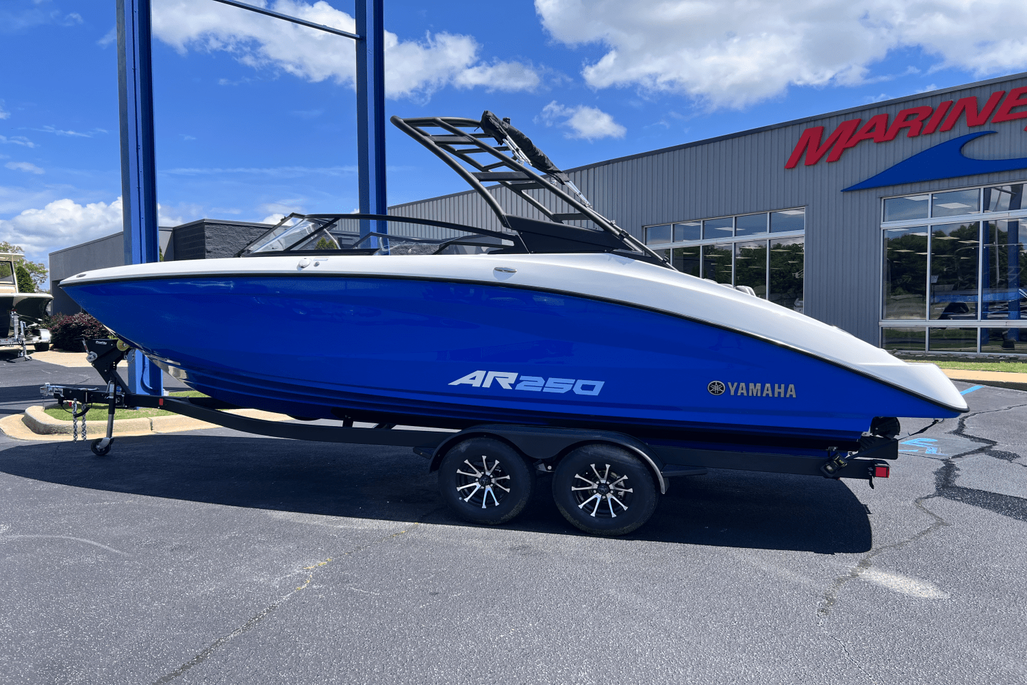 Thumbnail 3 for 2025 Yamaha AR250