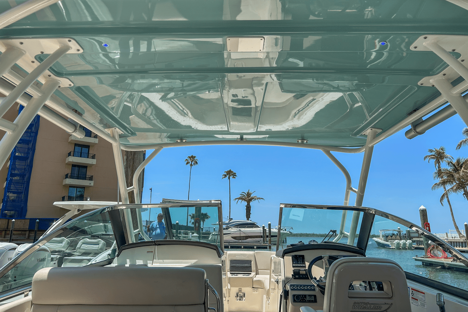 2020 Boston Whaler 270 VANTAGE Image Thumbnail #29
