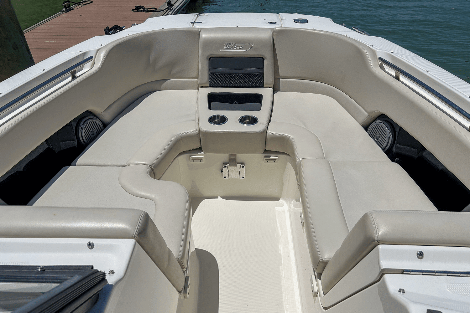 2020 Boston Whaler 270 VANTAGE Image Thumbnail #18