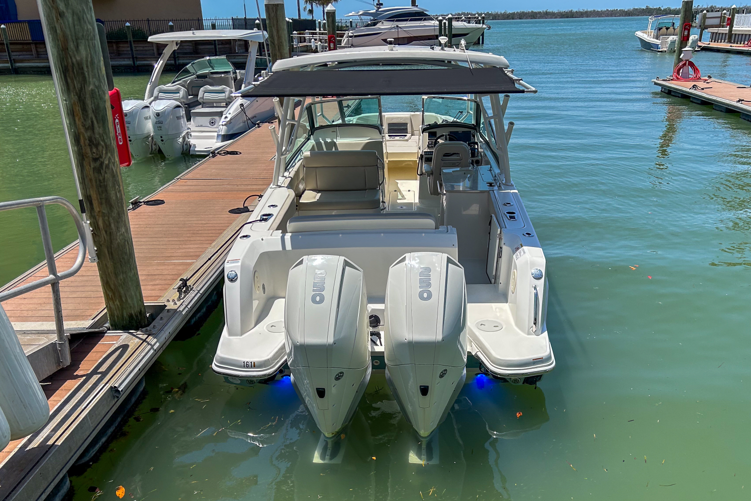 2020 Boston Whaler 270 VANTAGE Image Thumbnail #32