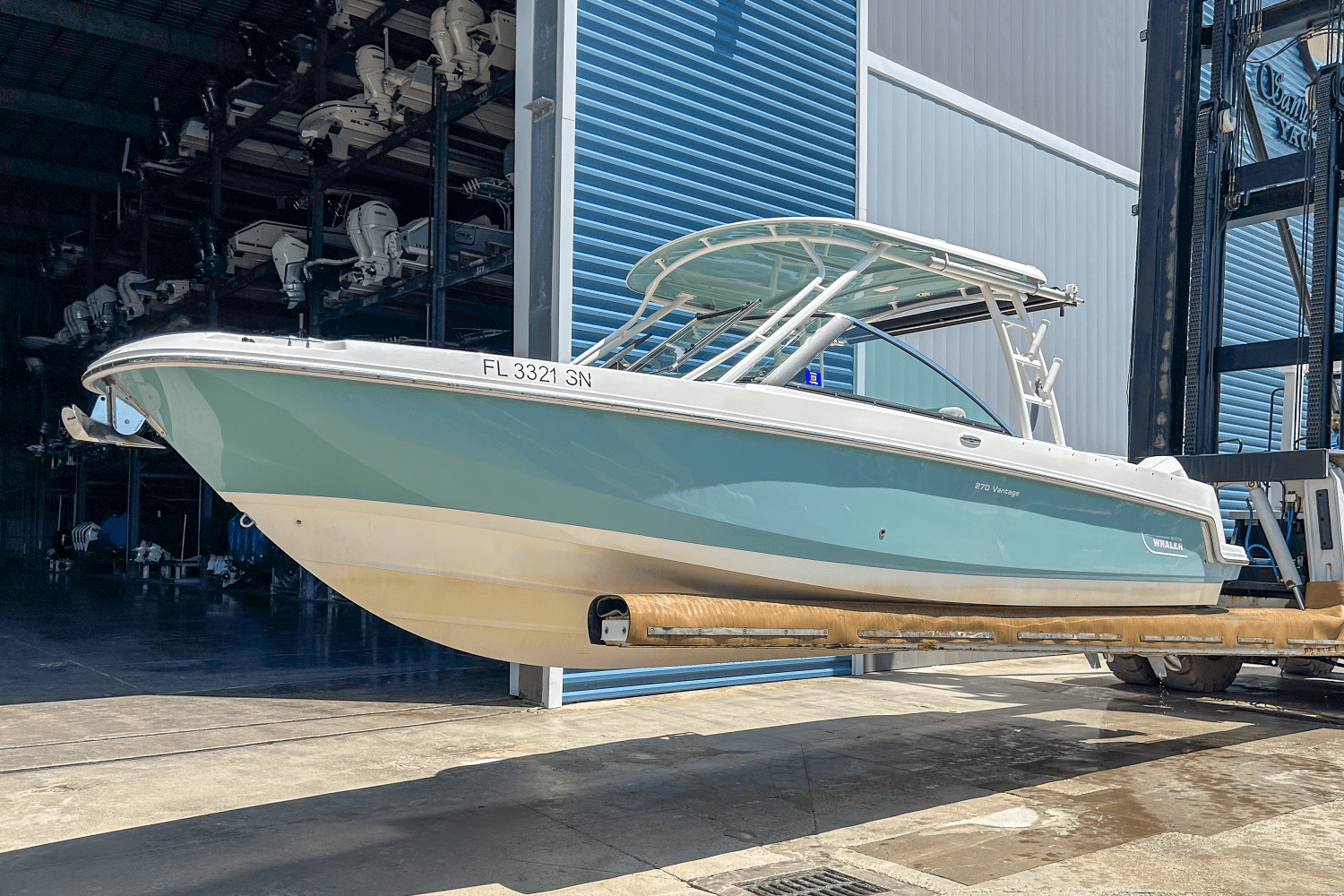 2020 Boston Whaler 270 VANTAGE Image Thumbnail #40