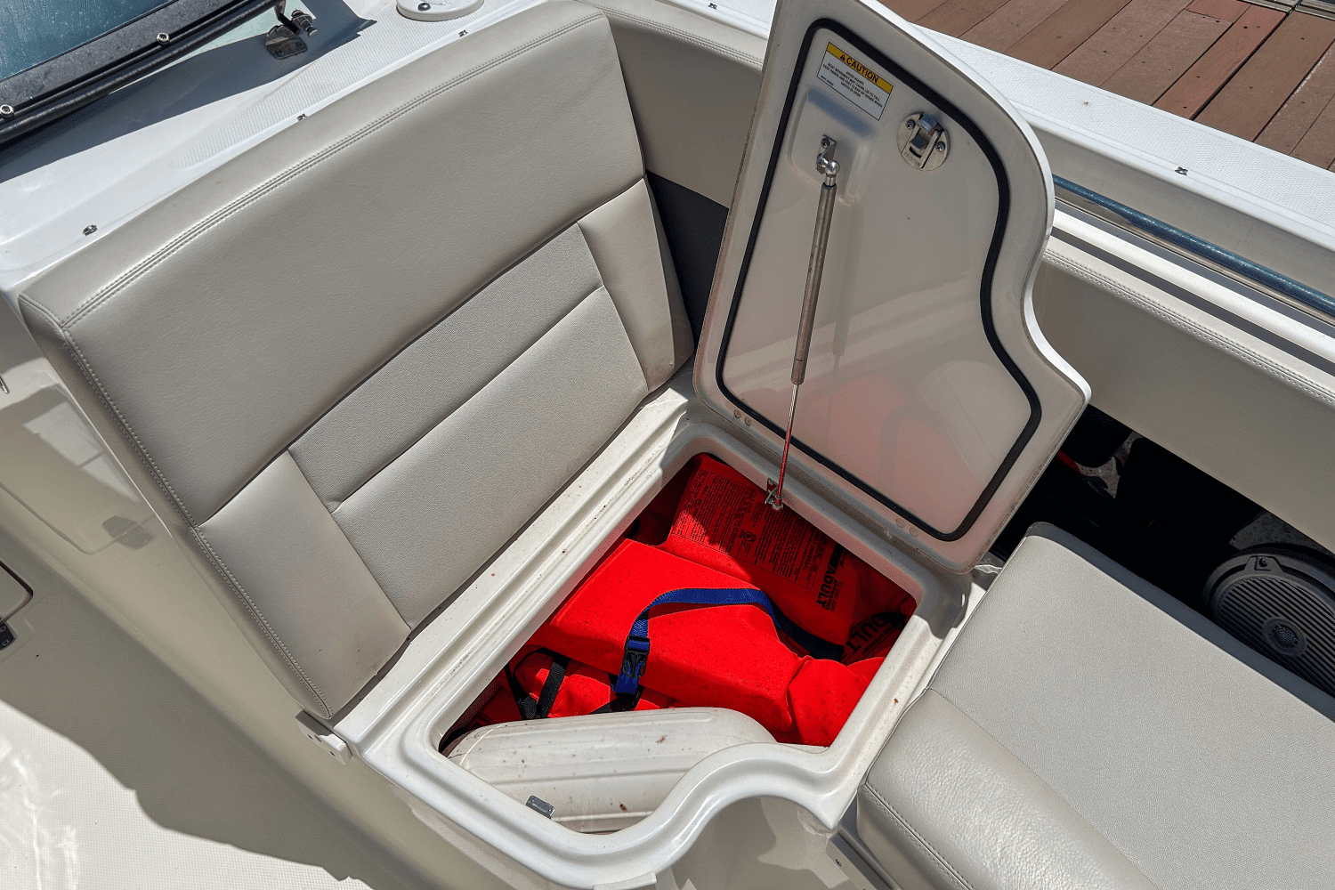 2020 Boston Whaler 270 VANTAGE Image Thumbnail #26
