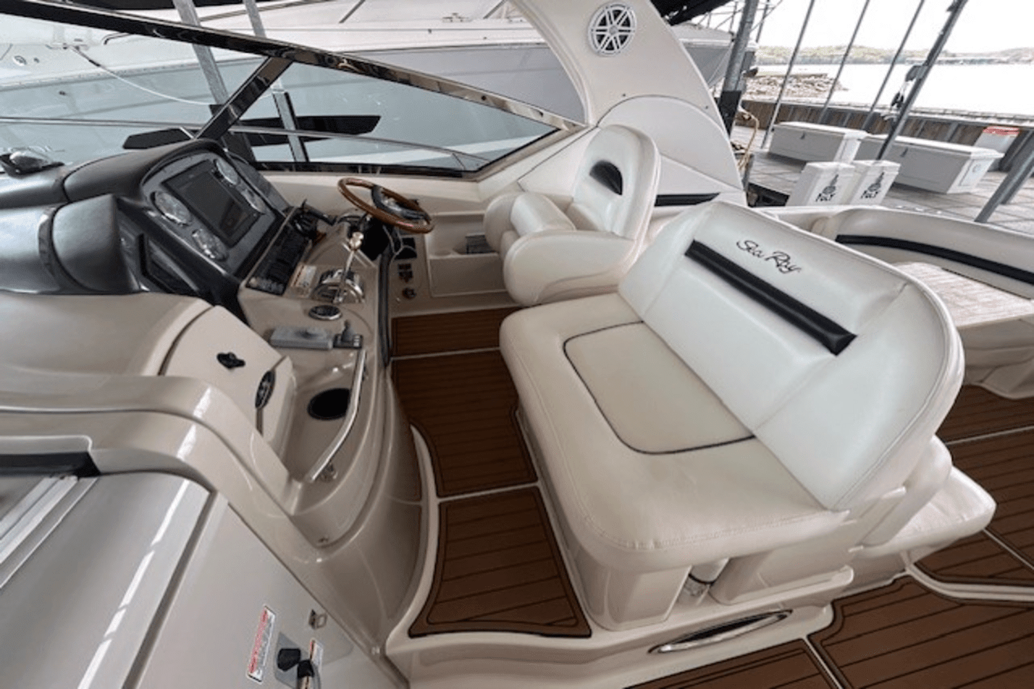 2006 Sea Ray 38 Sundancer Image Thumbnail #10