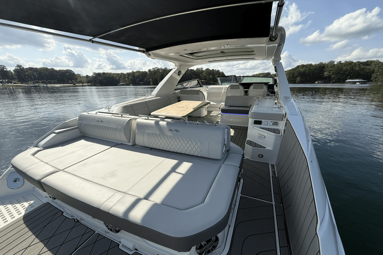 2025 Sea Ray 400 SLX Image Thumbnail #27