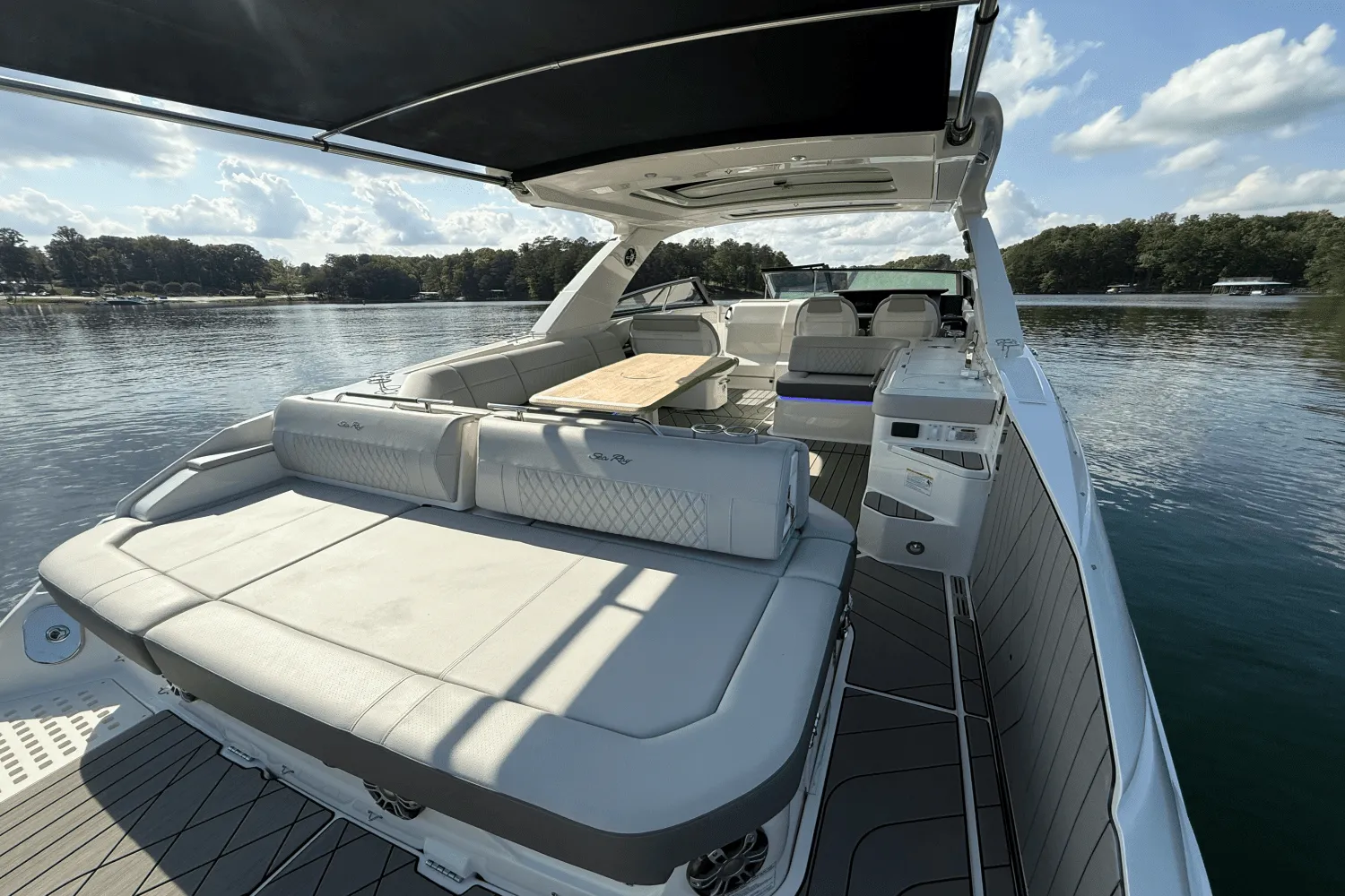 2025 Sea Ray 400 SLX Image Thumbnail #27