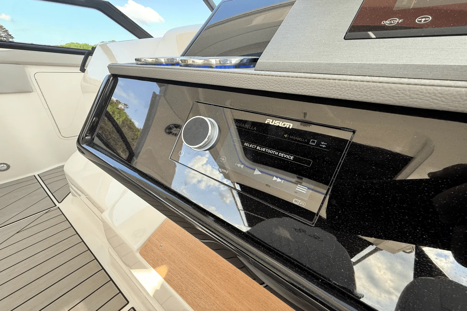 2025 Sea Ray 400 SLX Image Thumbnail #52