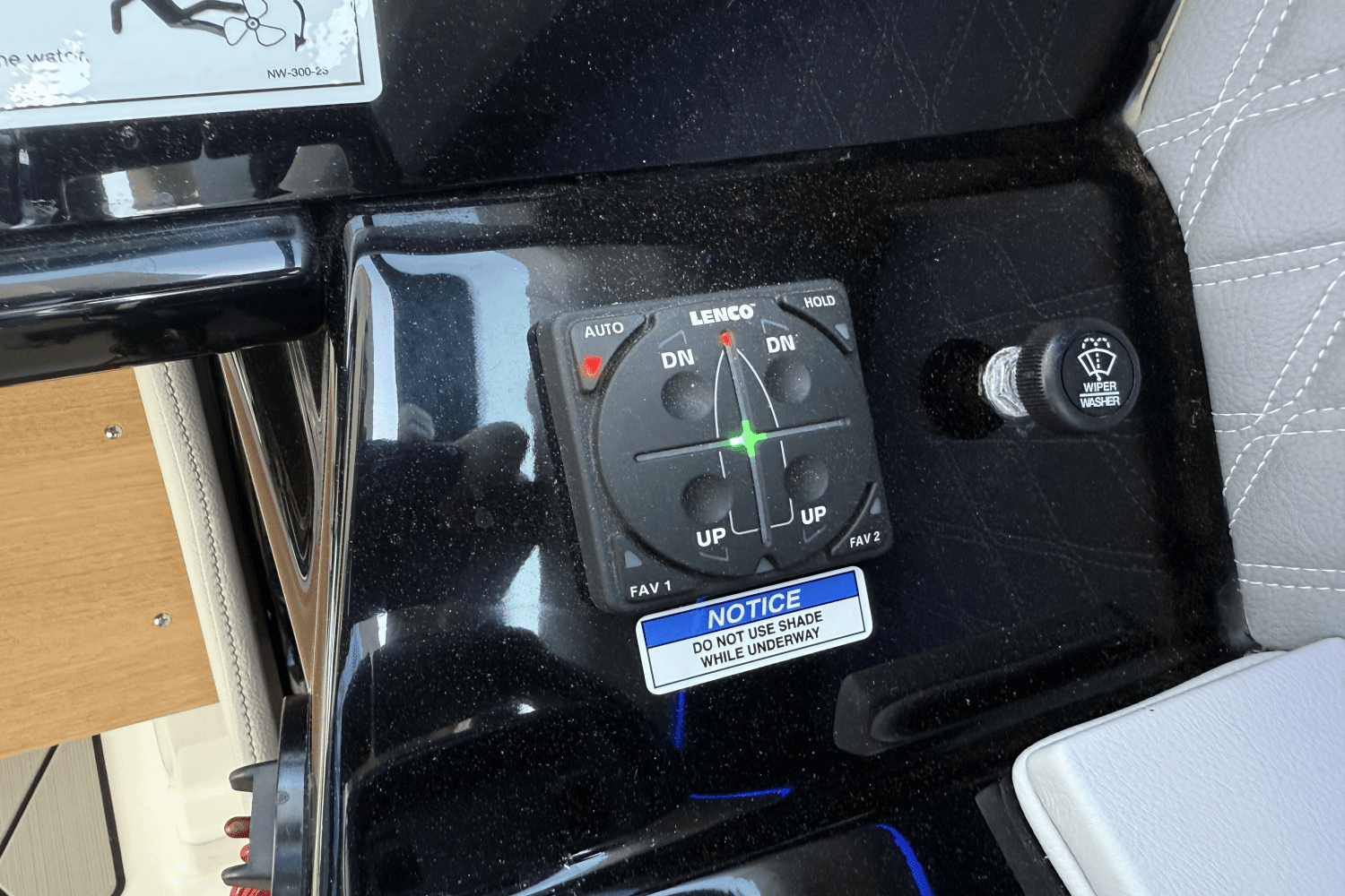 2025 Sea Ray 400 SLX Image Thumbnail #53