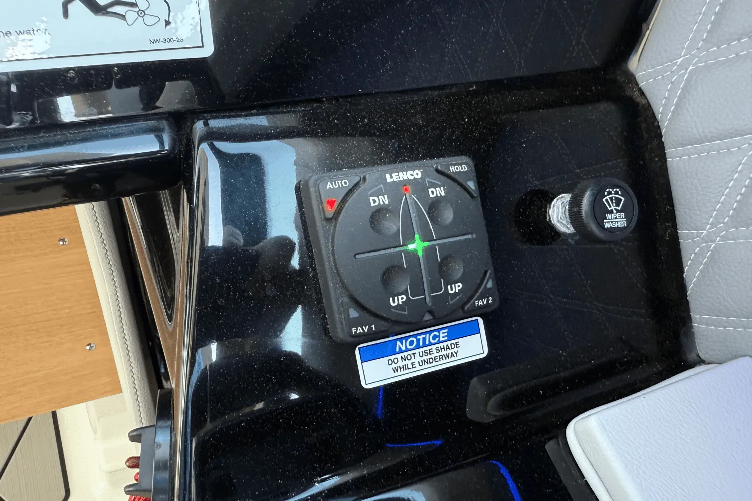 2025 Sea Ray 400 SLX Image Thumbnail #53